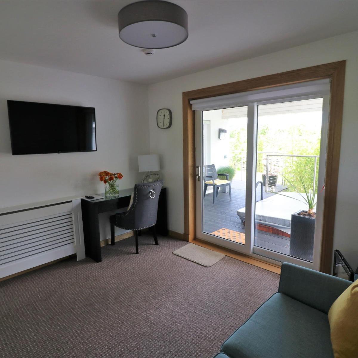 Junior Suite with Balcony photo 1
