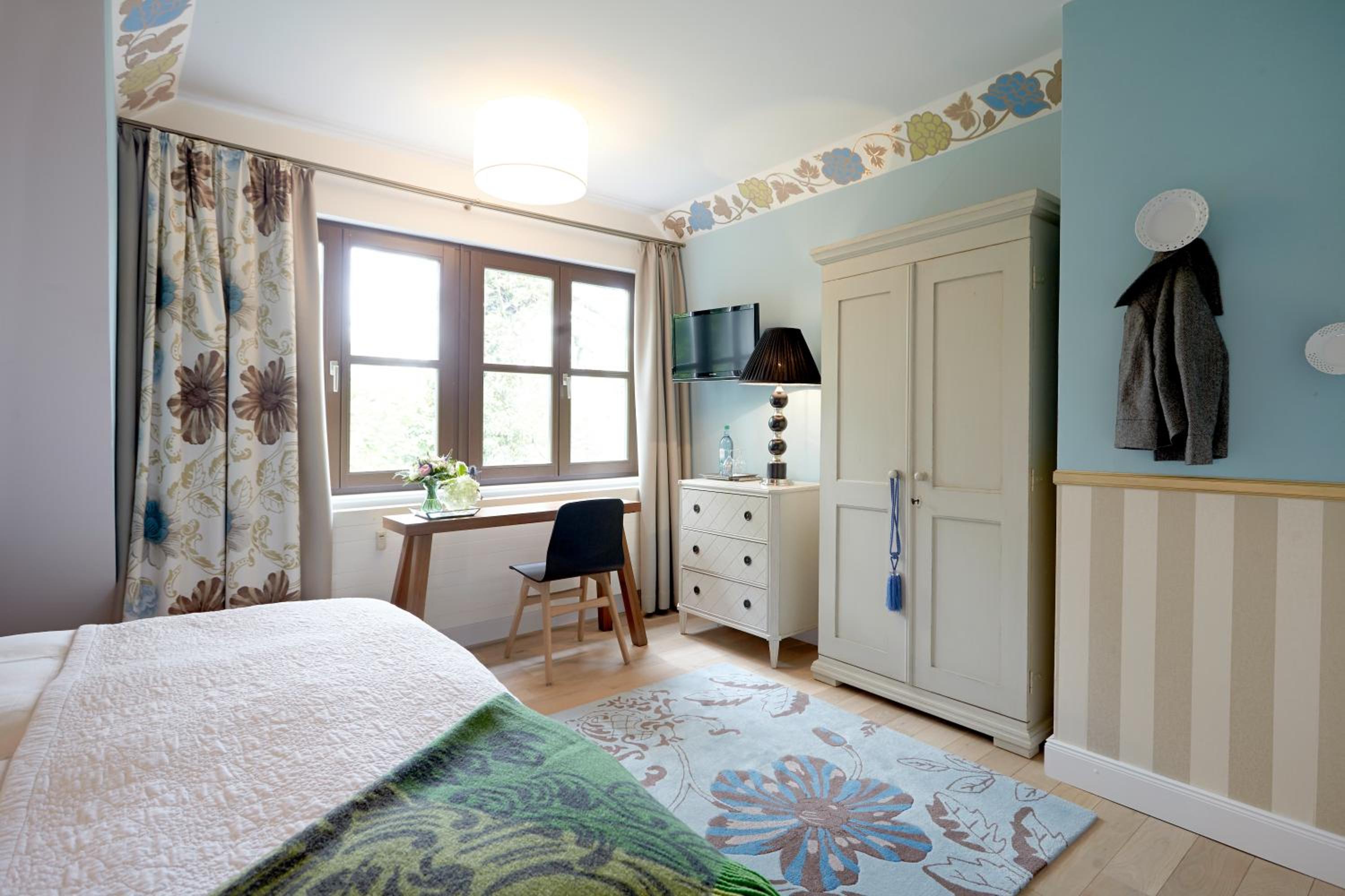 Deluxe Double Room with Castle View - Photo 20