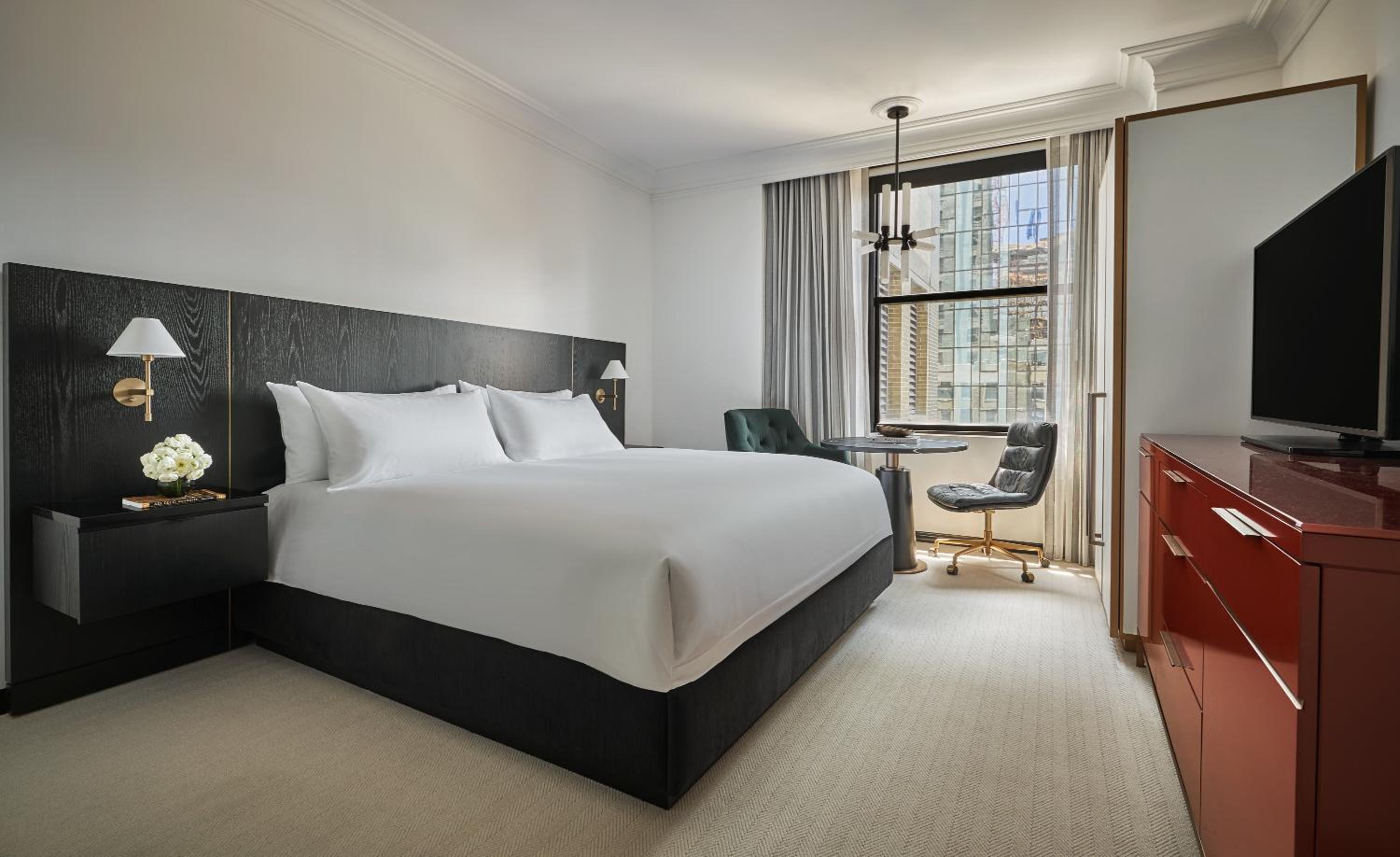 King Guestroom - Photo 7
