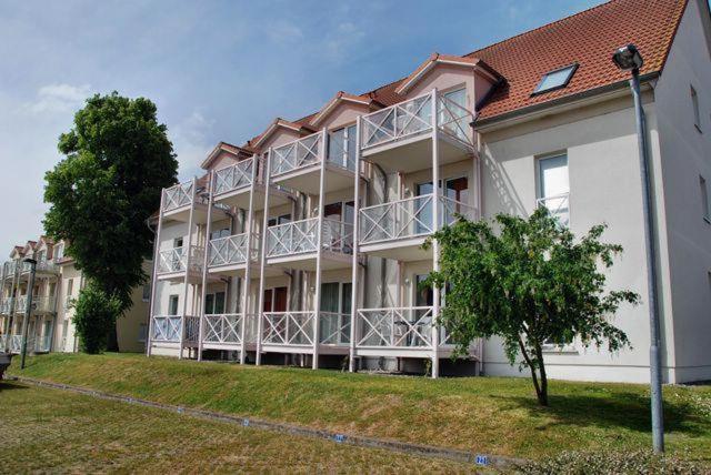 Apartment With Balcony photo 2
