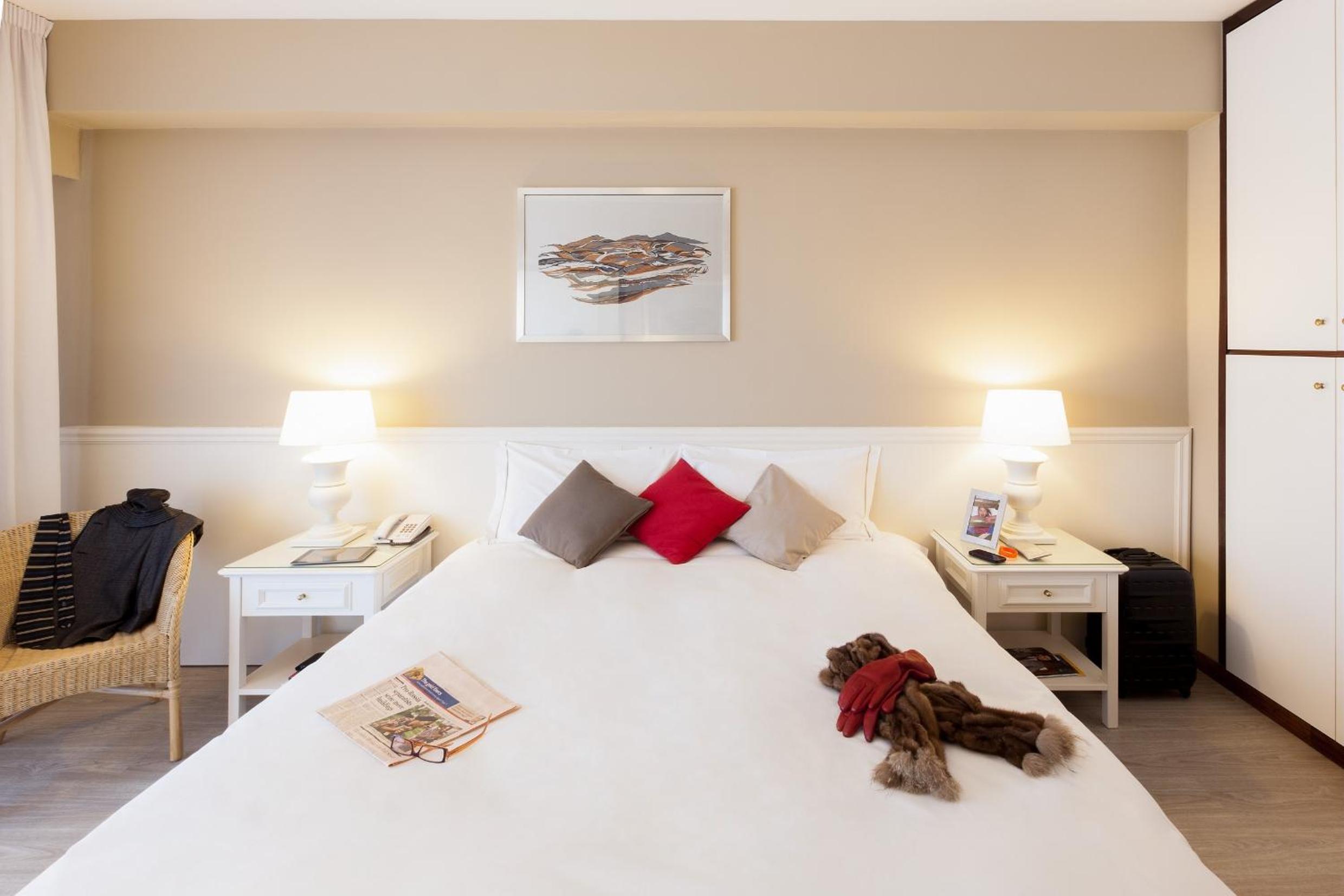 One-Bedroom Apartment thumbnail 6