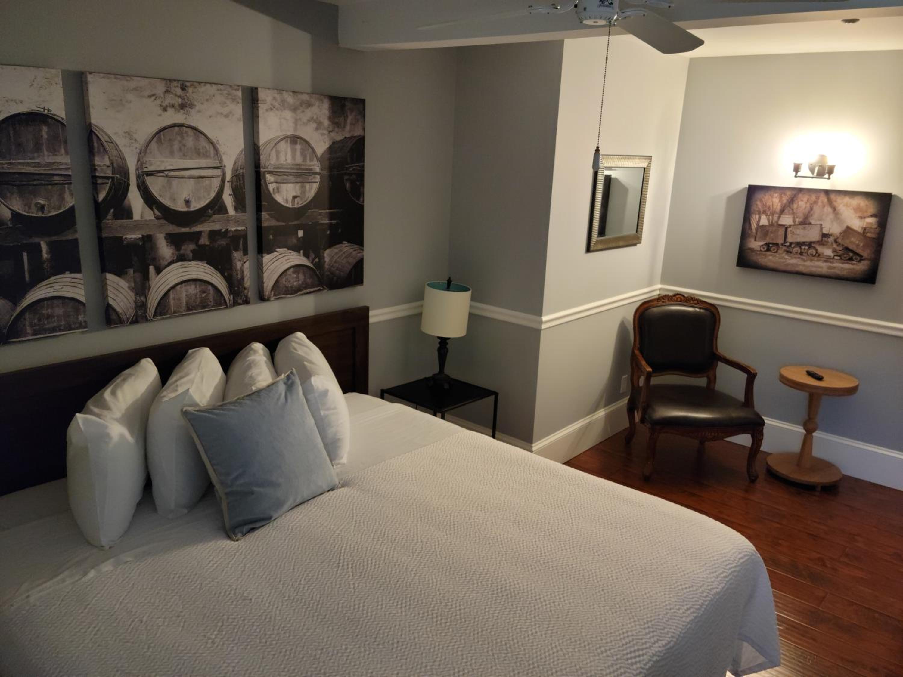 Two-Bedroom Suite photo 3