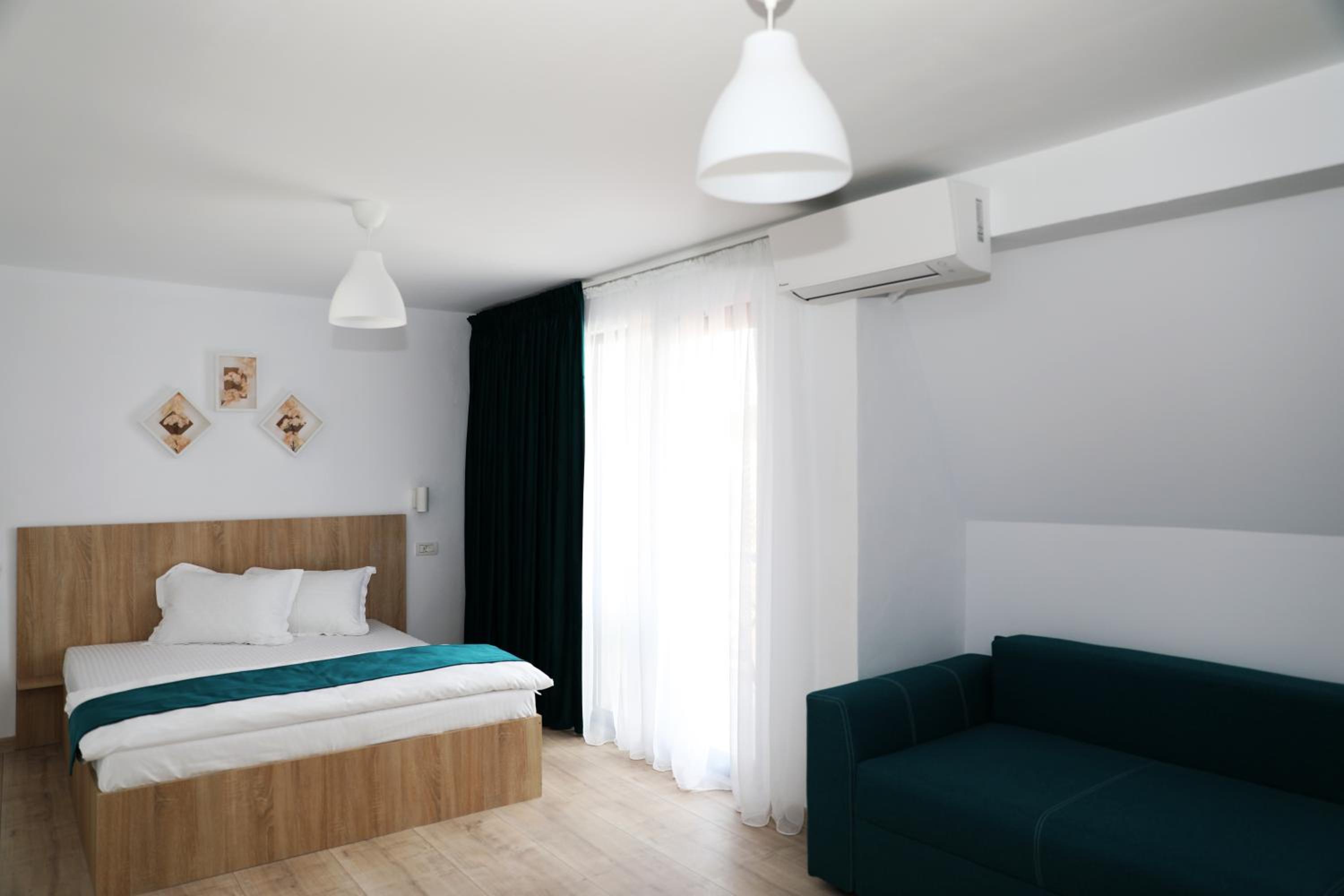 Suite with Balcony photo 3