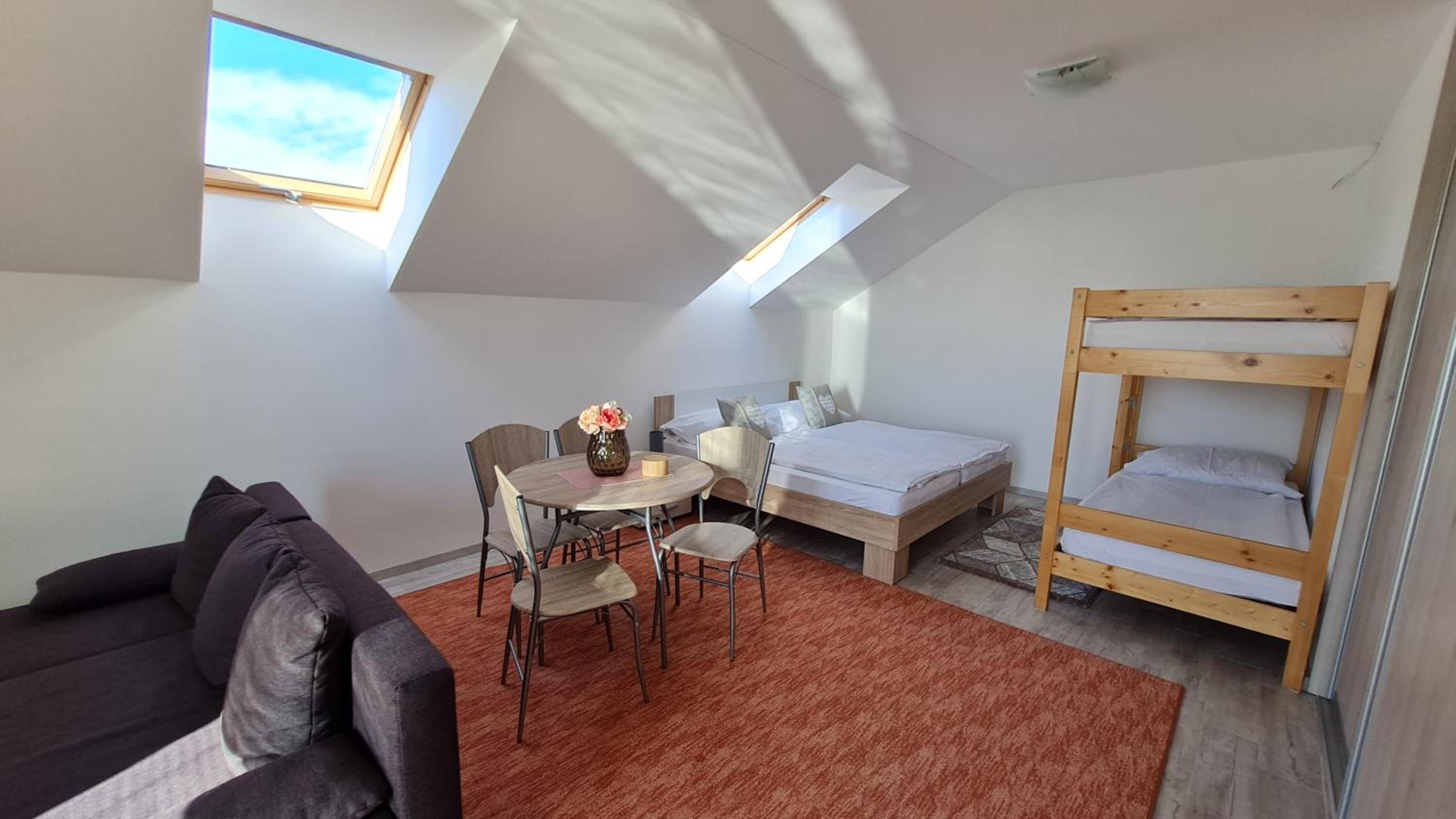 Loft photo 3