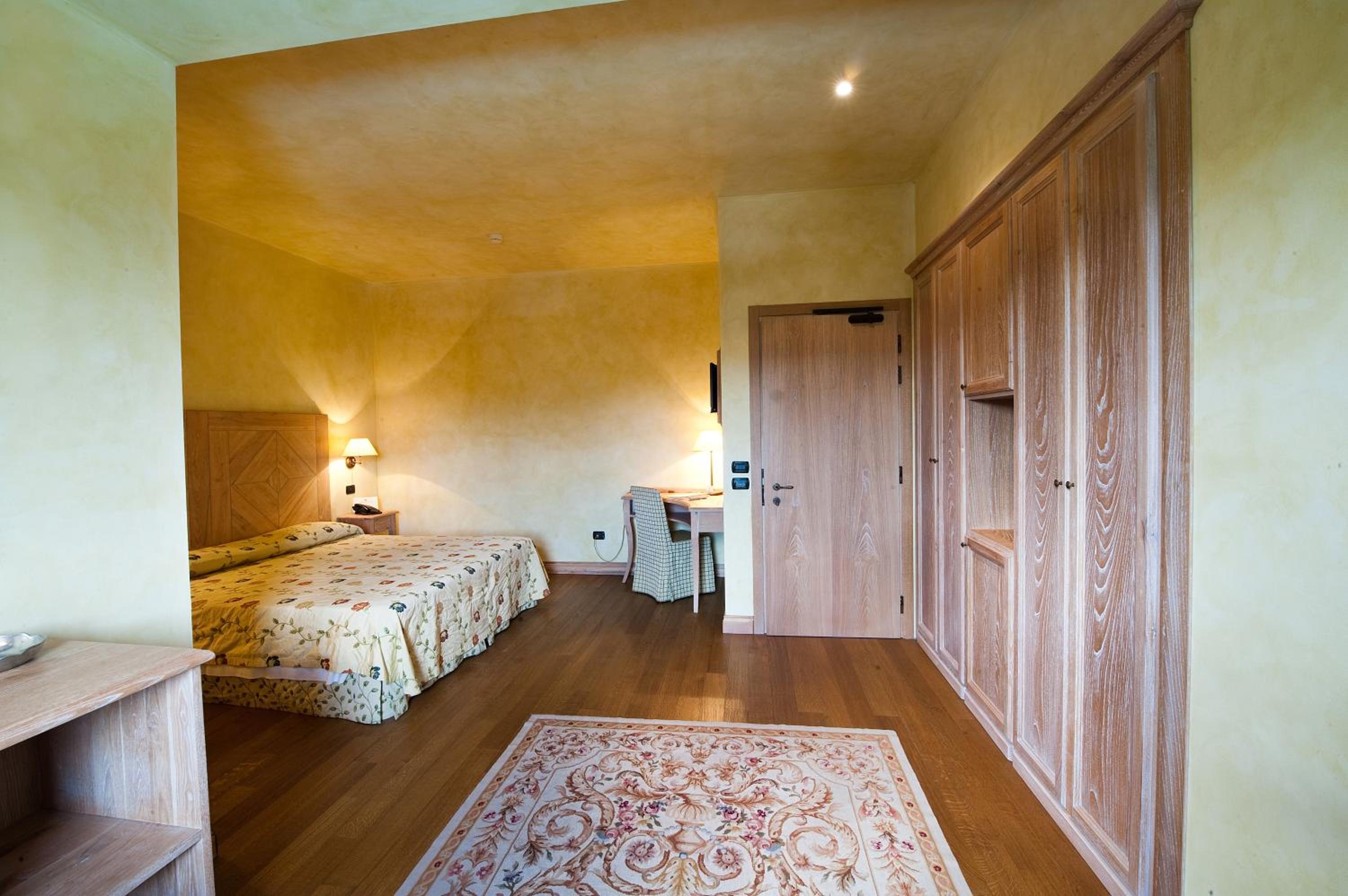 Superior Room "Borgo Benessere" with Spa Access - Photo 6