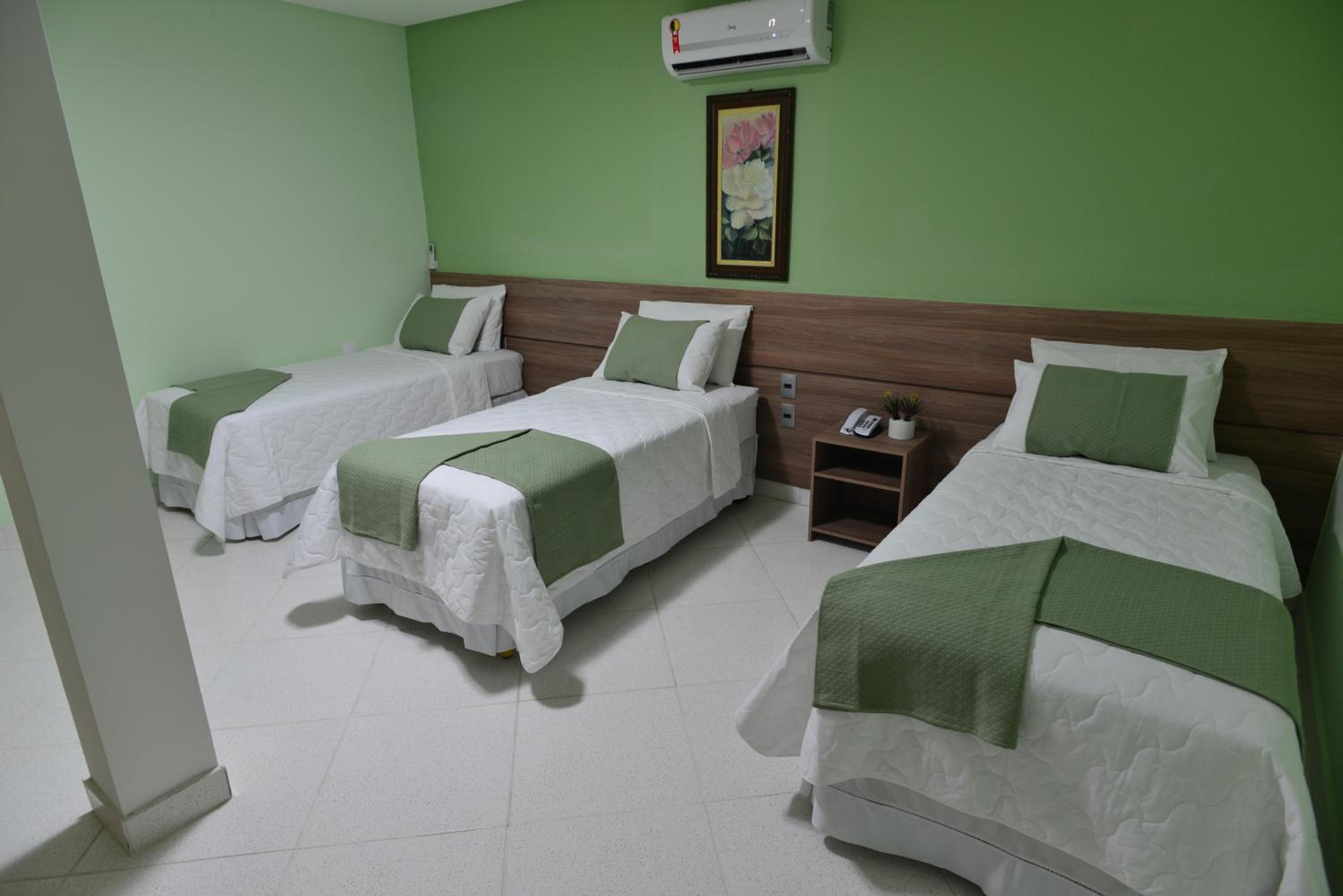 Economy Triple Room