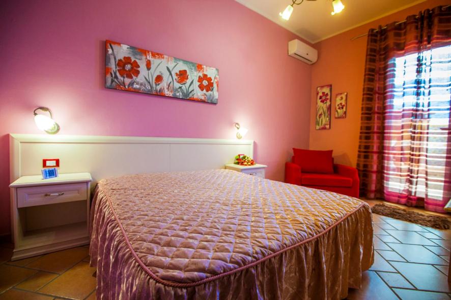 Double Room - Photo 4
