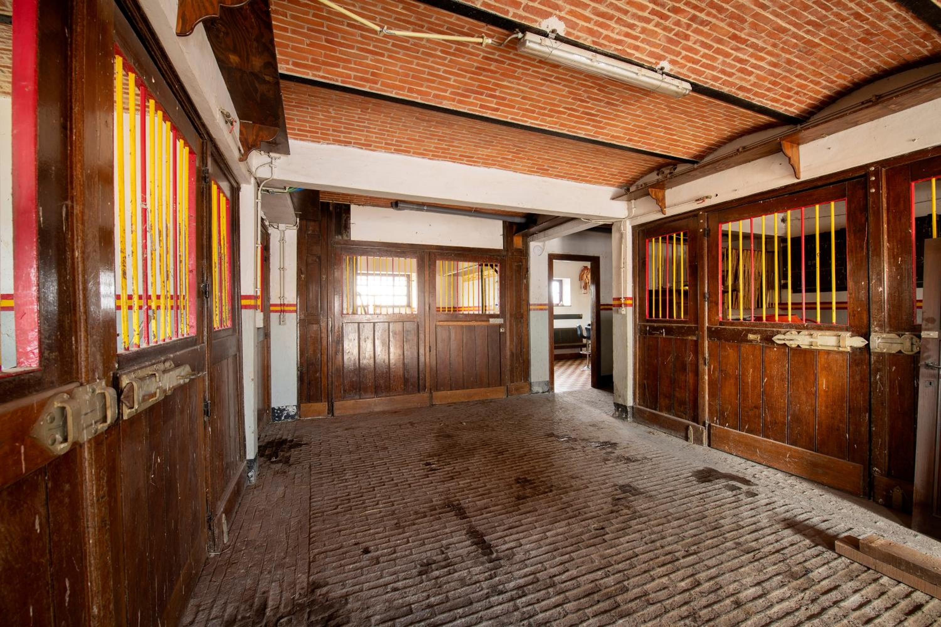 Villa photo 3