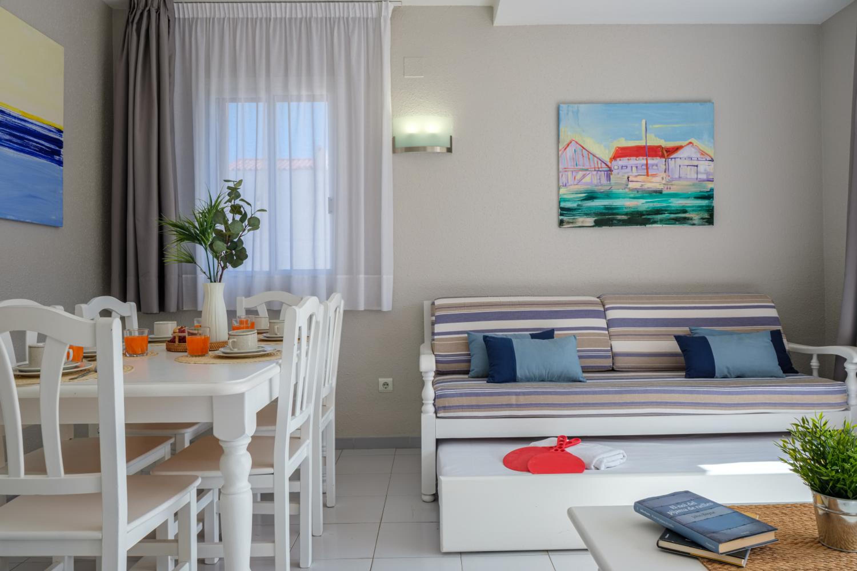 Apartamento de dos habitaciones (3 adultos + 2 niños)