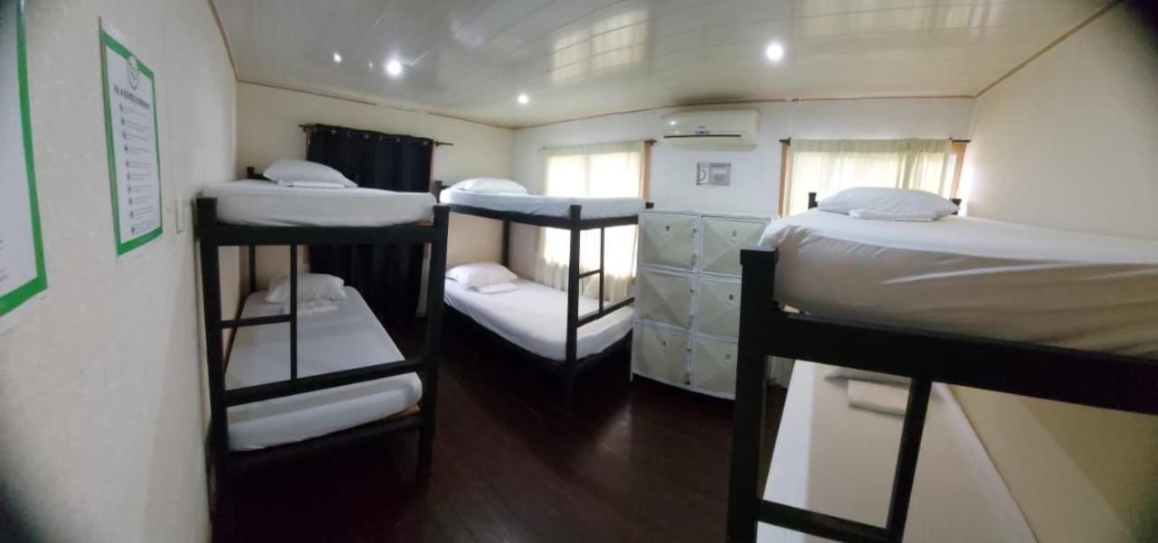 Posto Letto in Dormitorio Misto con 6 Letti