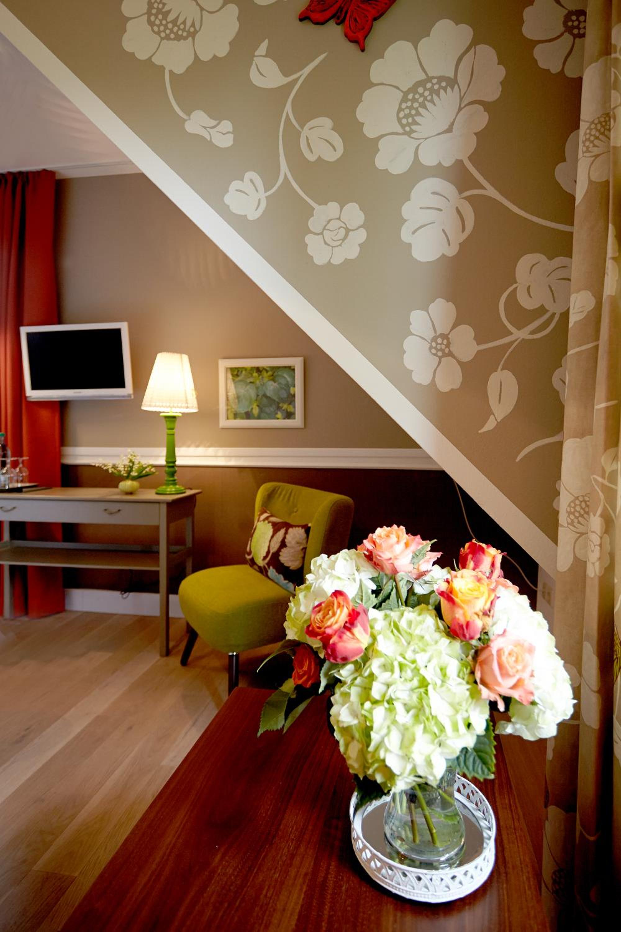 Junior Suite - Photo 11