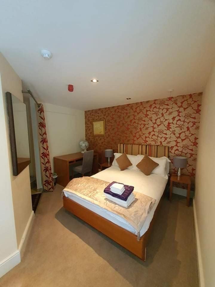 Standard Double Room - Photo 1