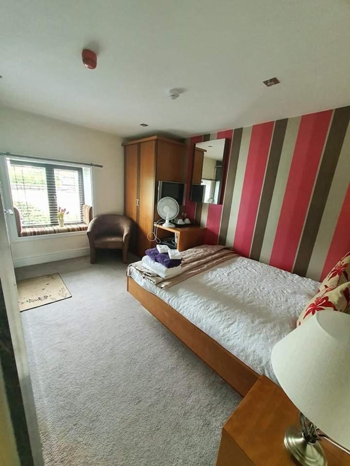 Standard Double Room - Photo 6
