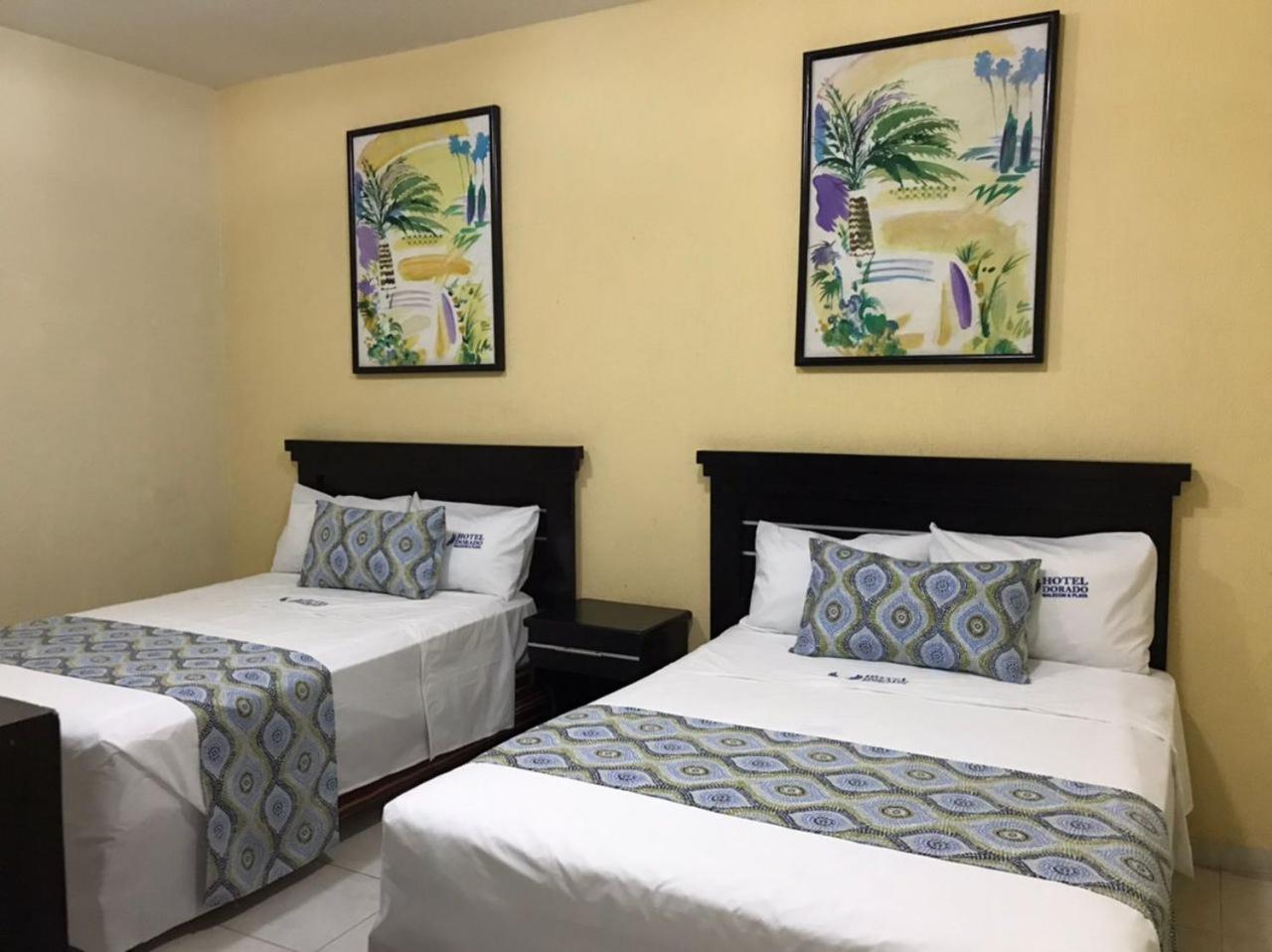 Double Room with Two Double Beds photo 3