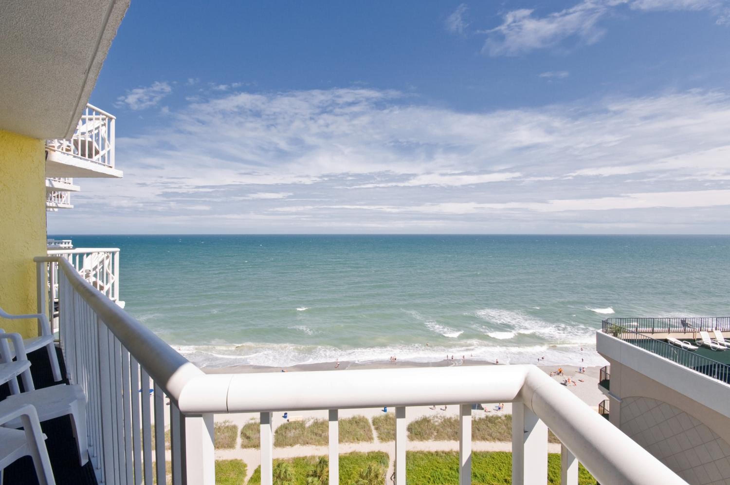 Oceanfront Two Bedroom Queen Condo - Photo 7