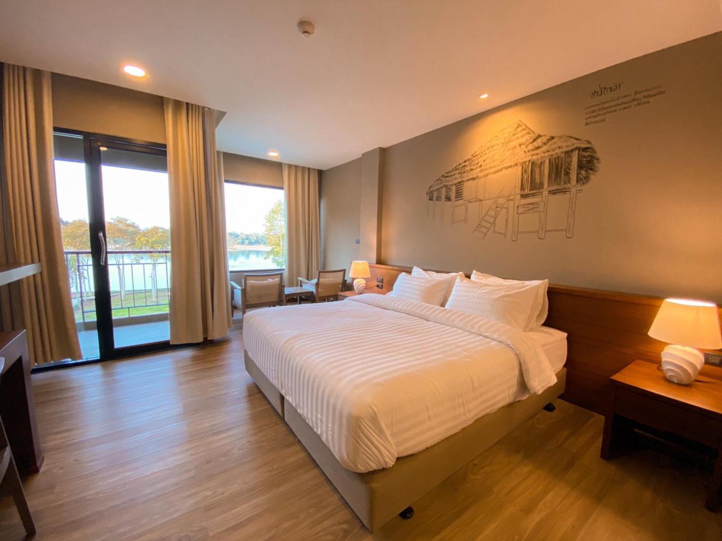 Superior King Room - Photo 4