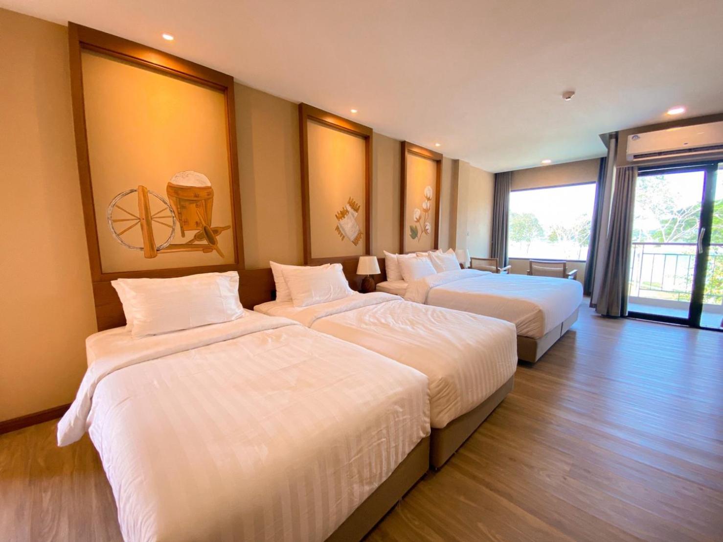 Family Room with Balcony - Photo 1