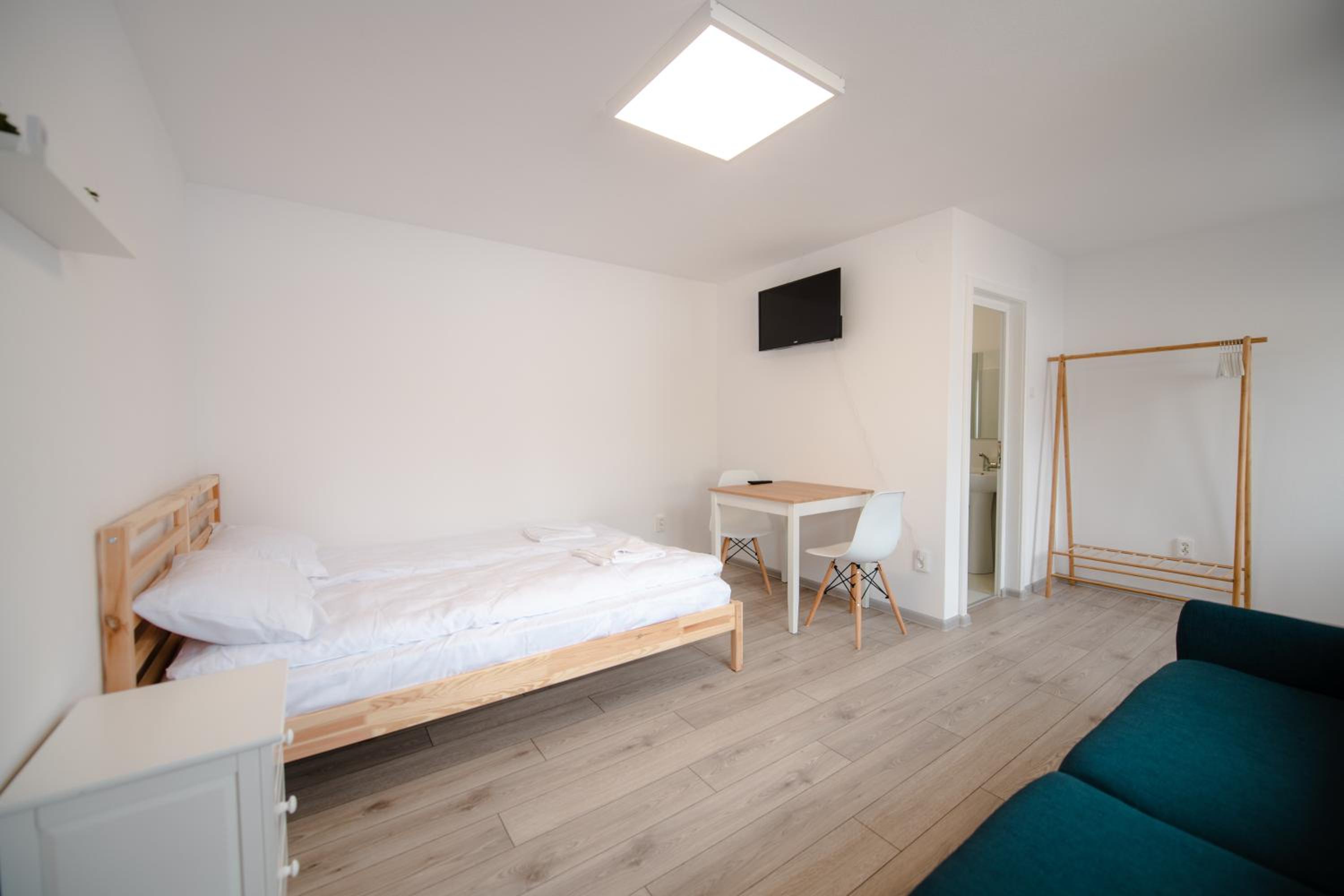 Deluxe Double Room with Extra Bed photo 3
