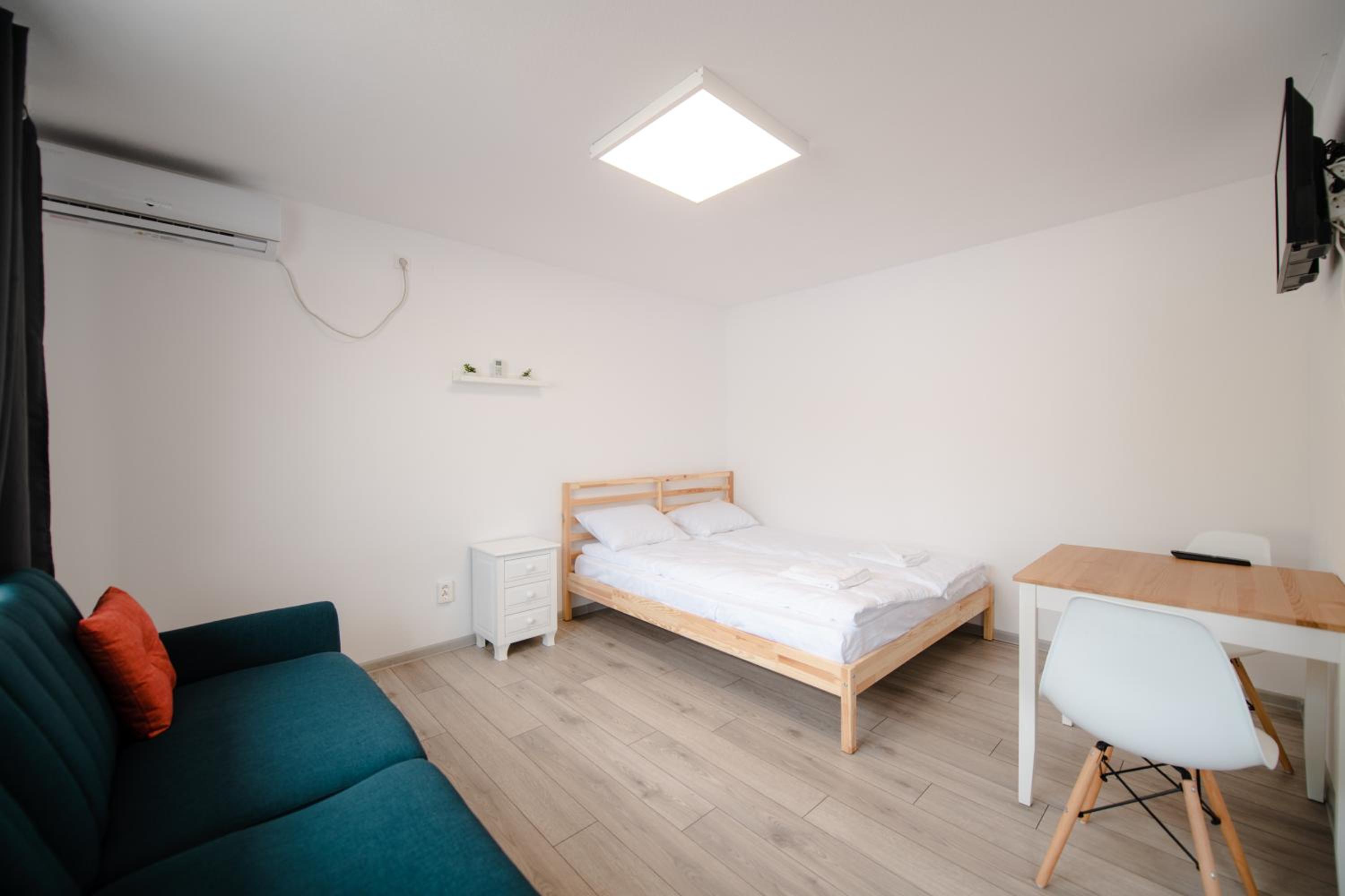 Deluxe Double Room with Extra Bed photo 2