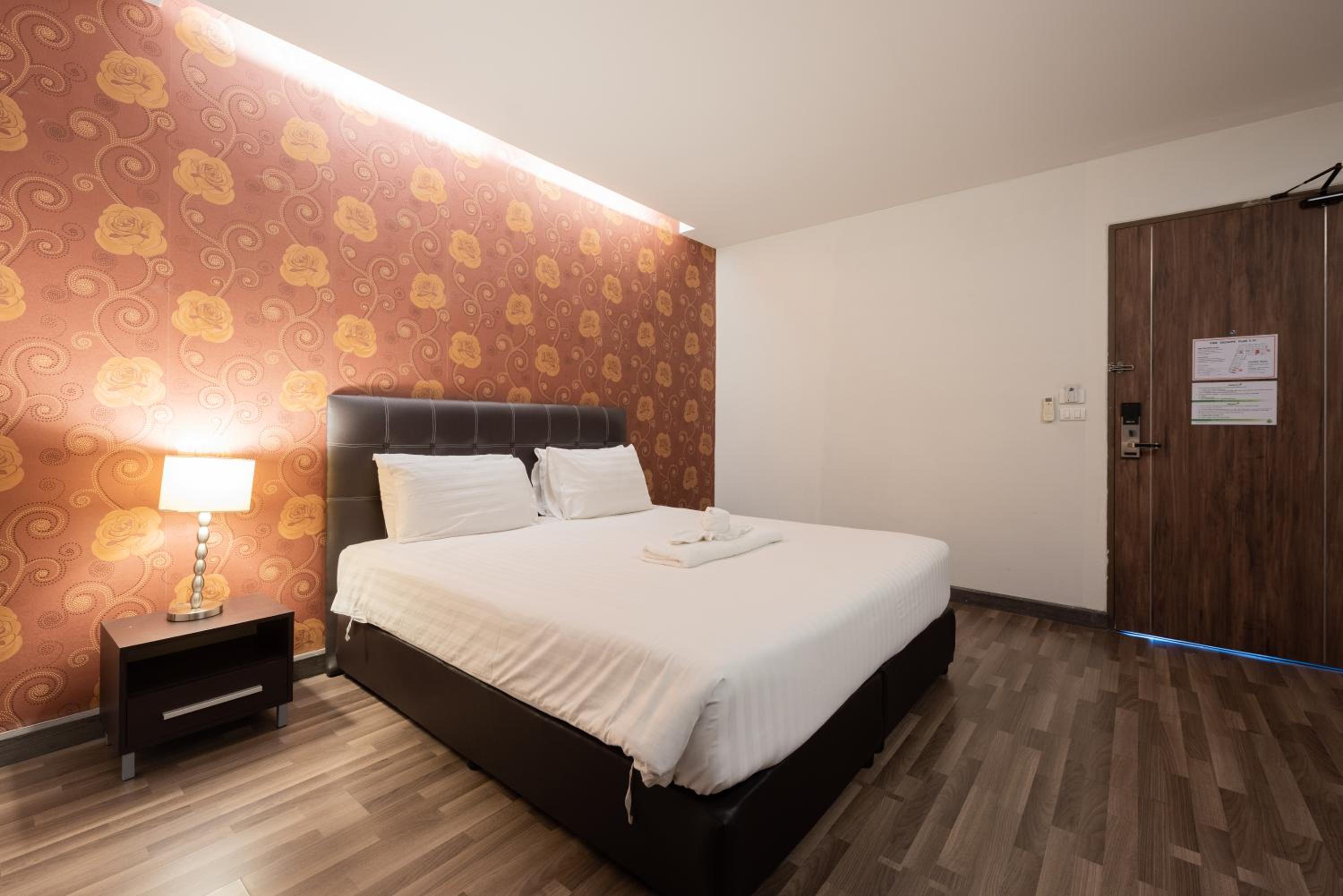 Superior King Room photo 3