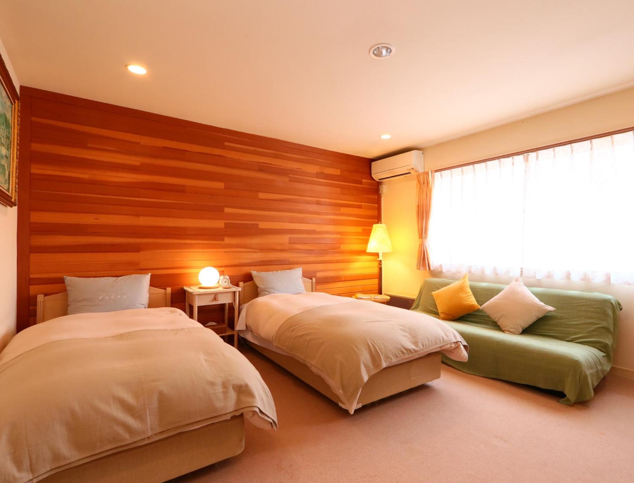Standard Twin Room with Sofa