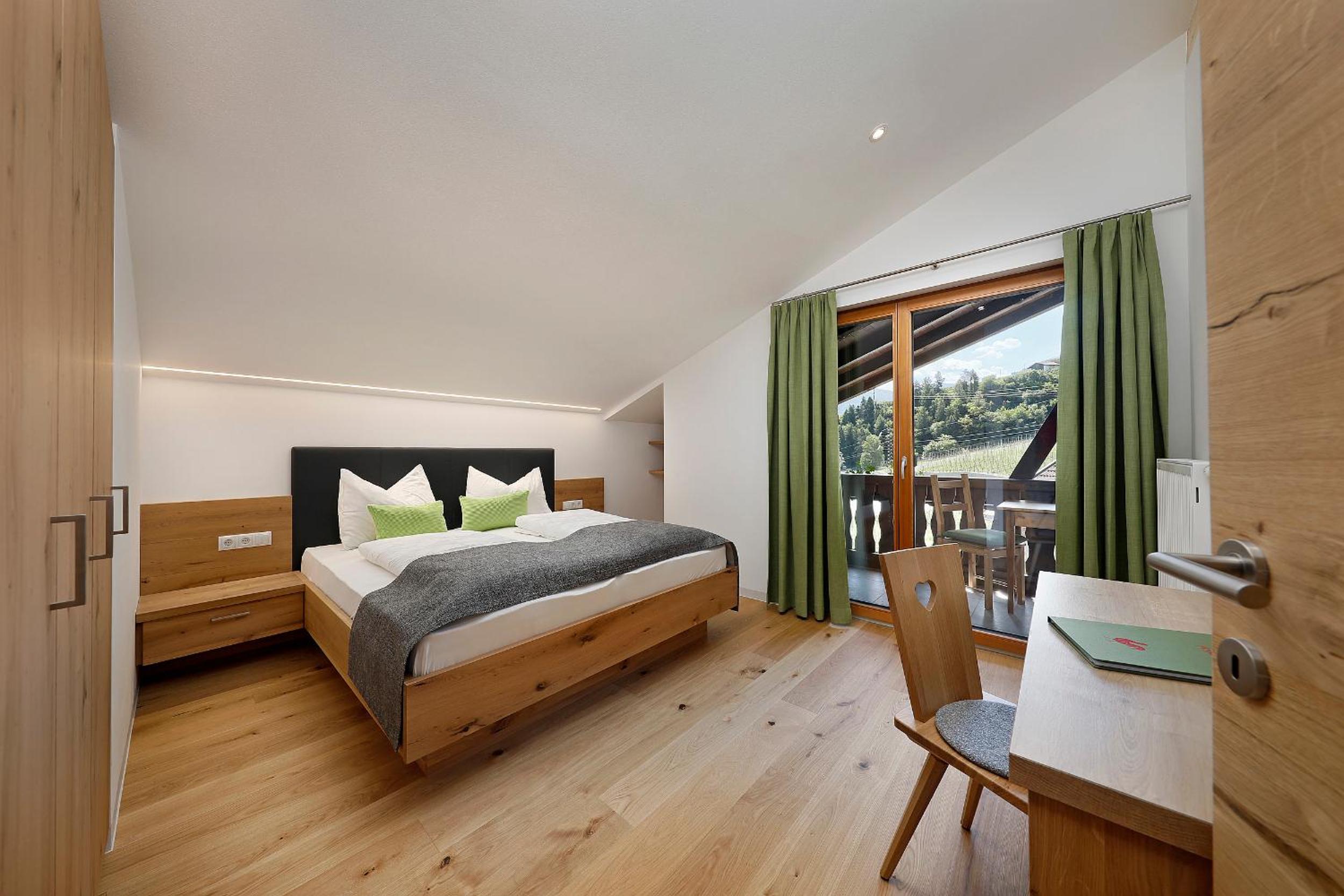 Suite with Balcony photo 1