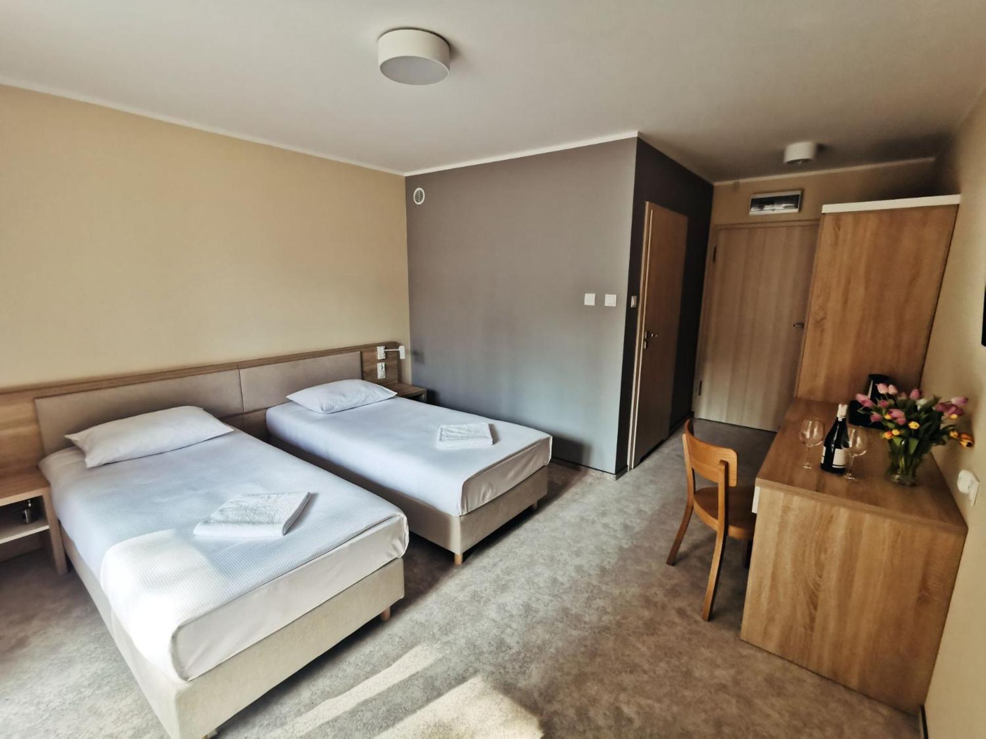 Deluxe Double Room with Shower photo 1