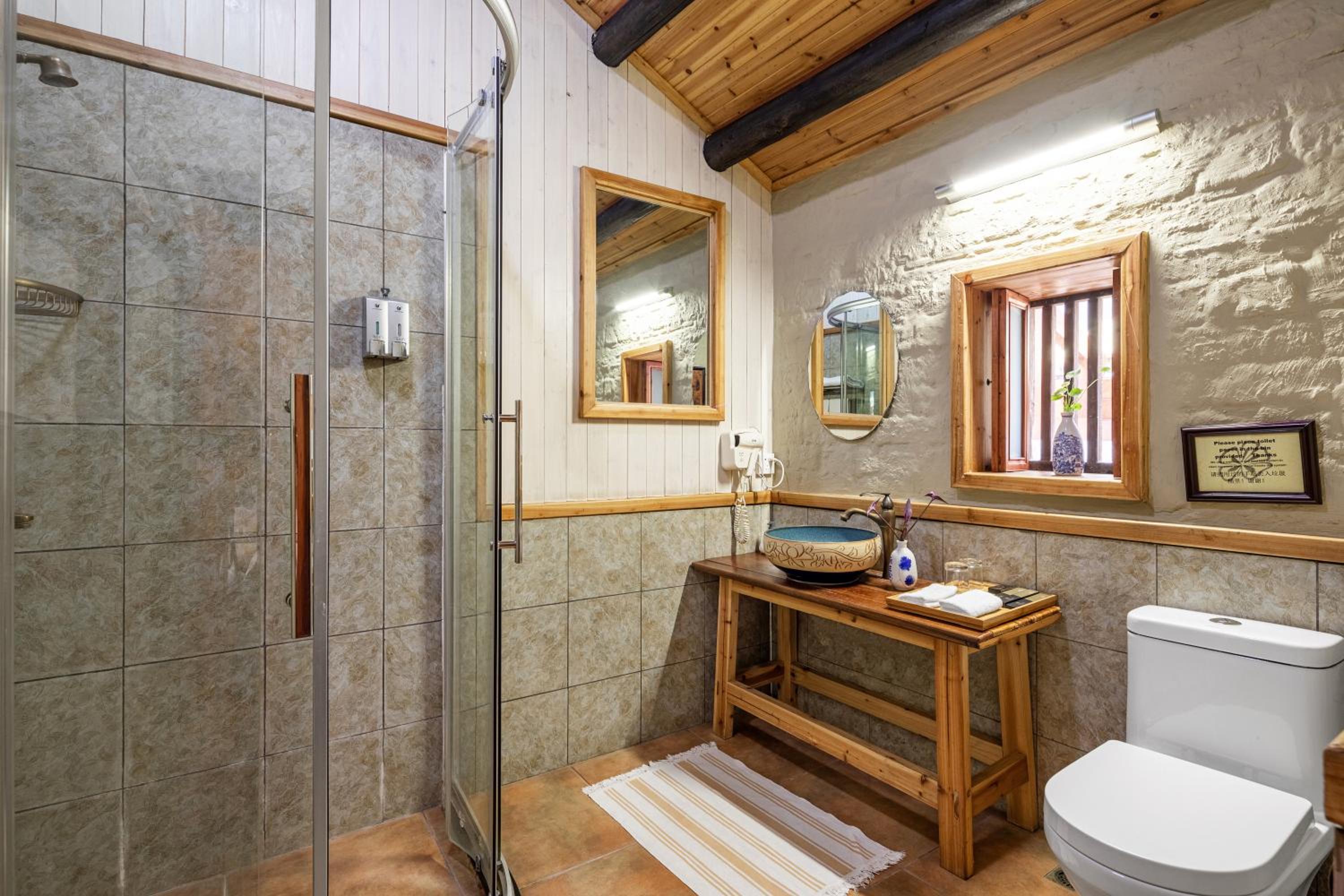Double Room - Photo 17