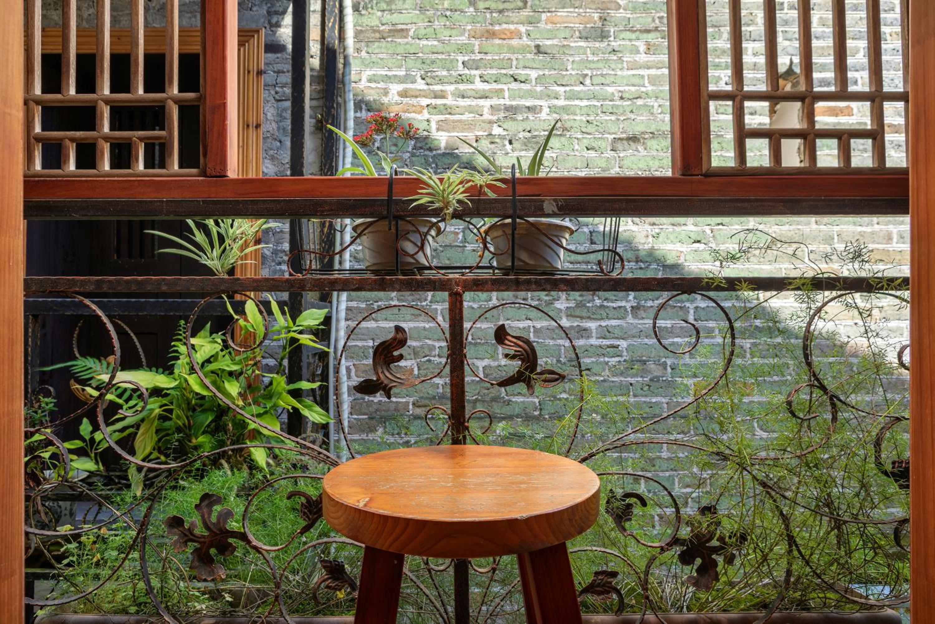 Double Room - Photo 9