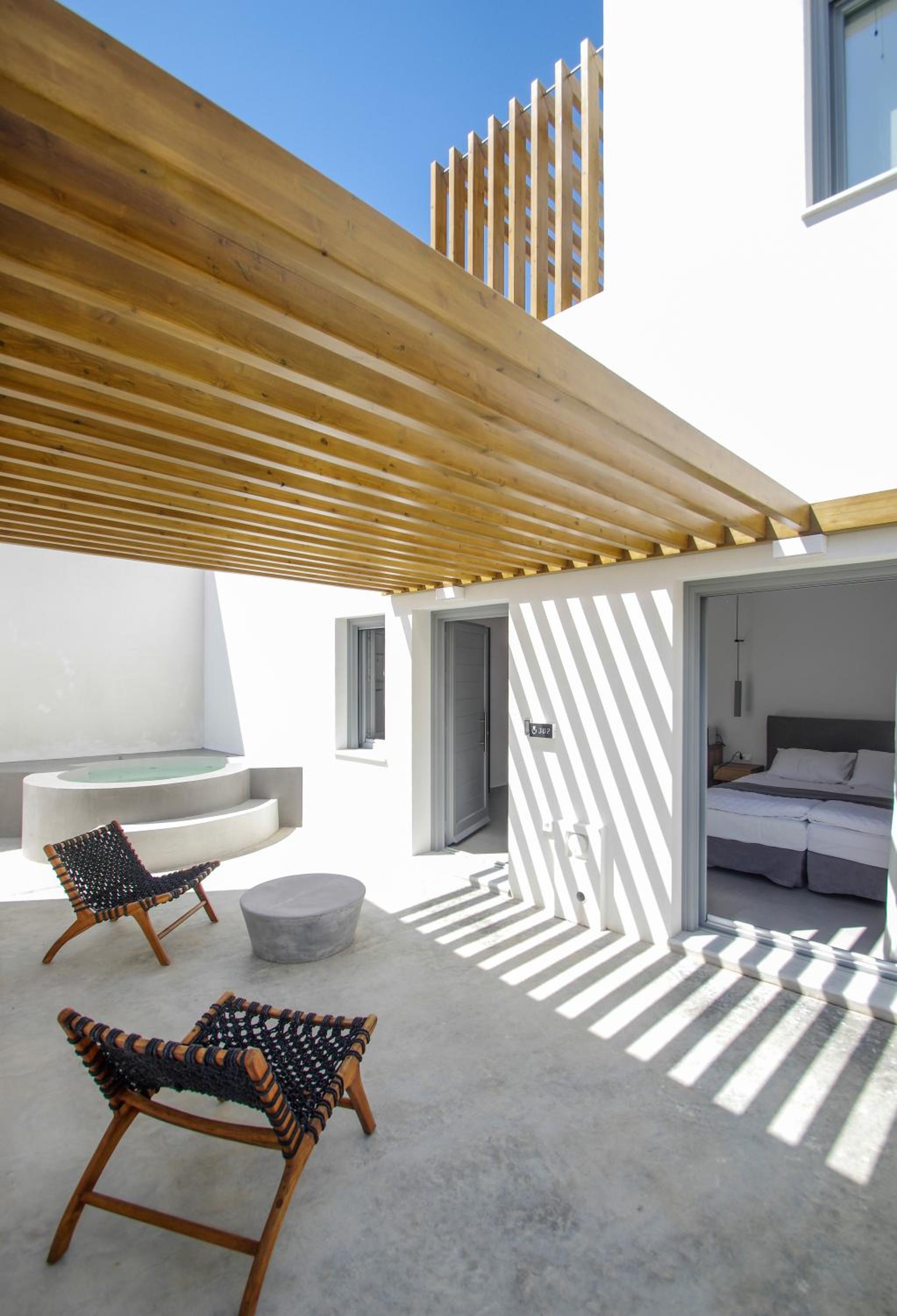 Suite with Garden View - Photo 9