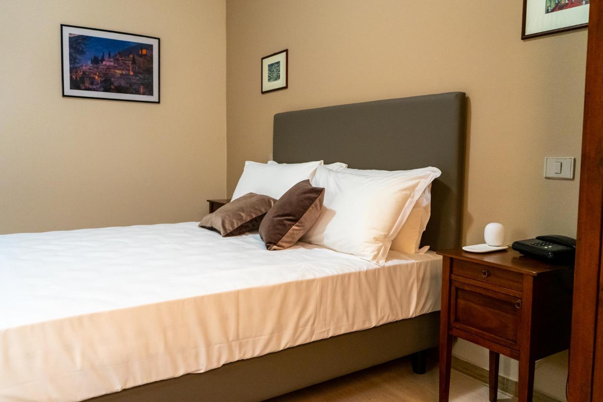 Standard Double Room photo 1