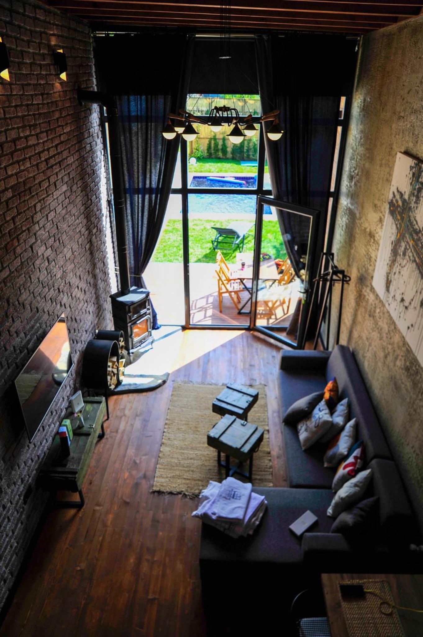 One-Bedroom House photo 2