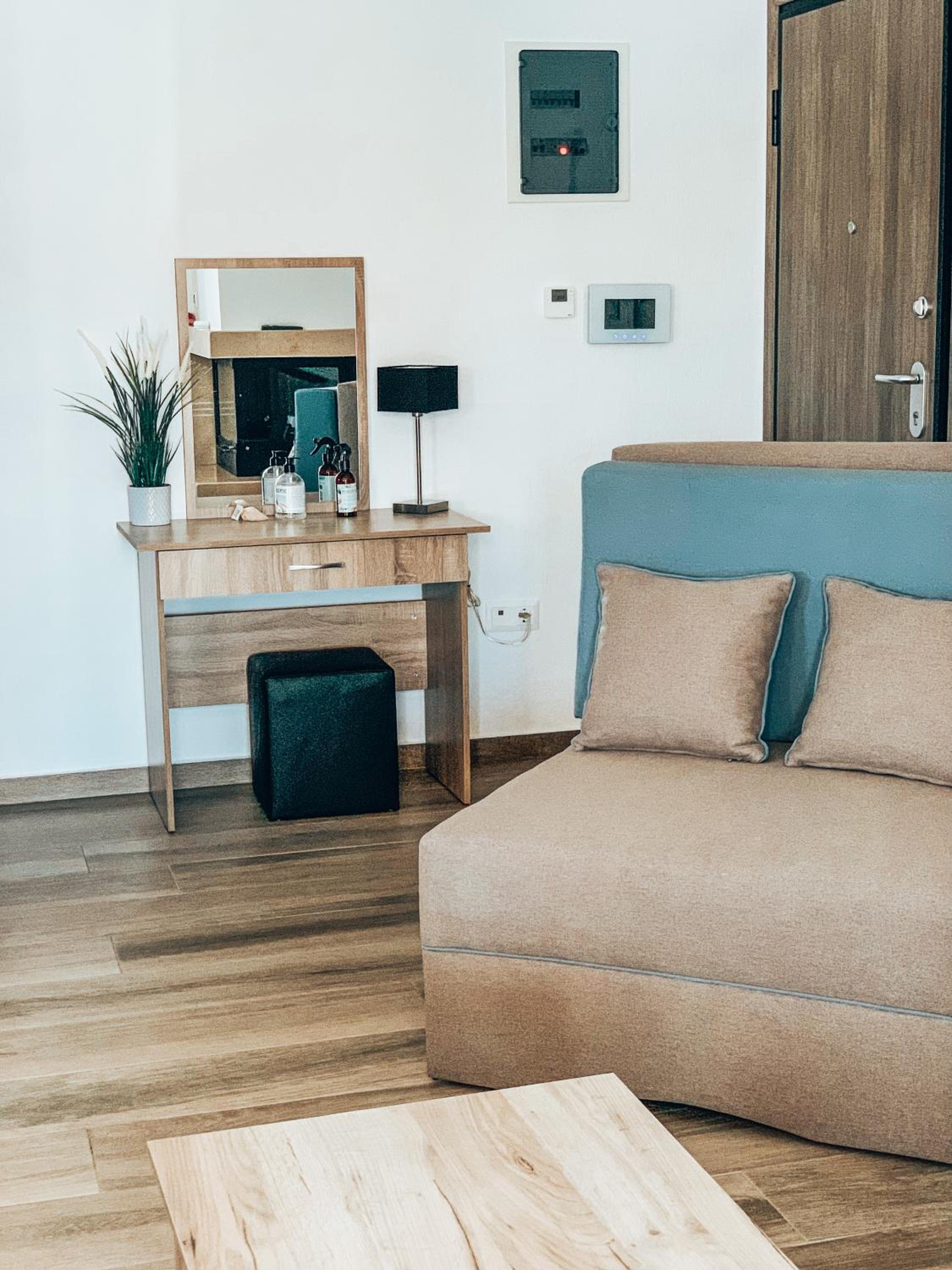 Deluxe Apartment