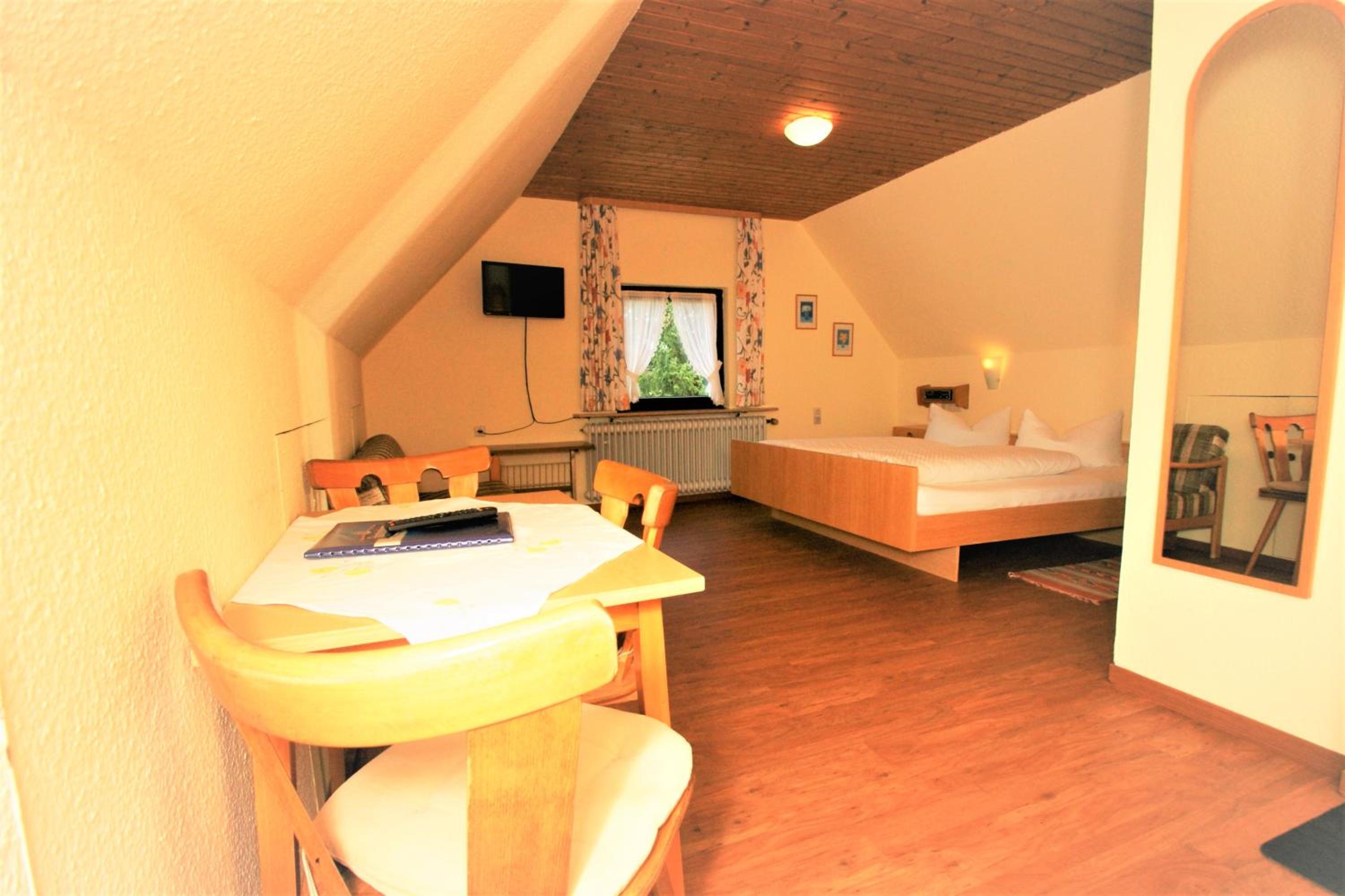 Standard Double Room photo 3