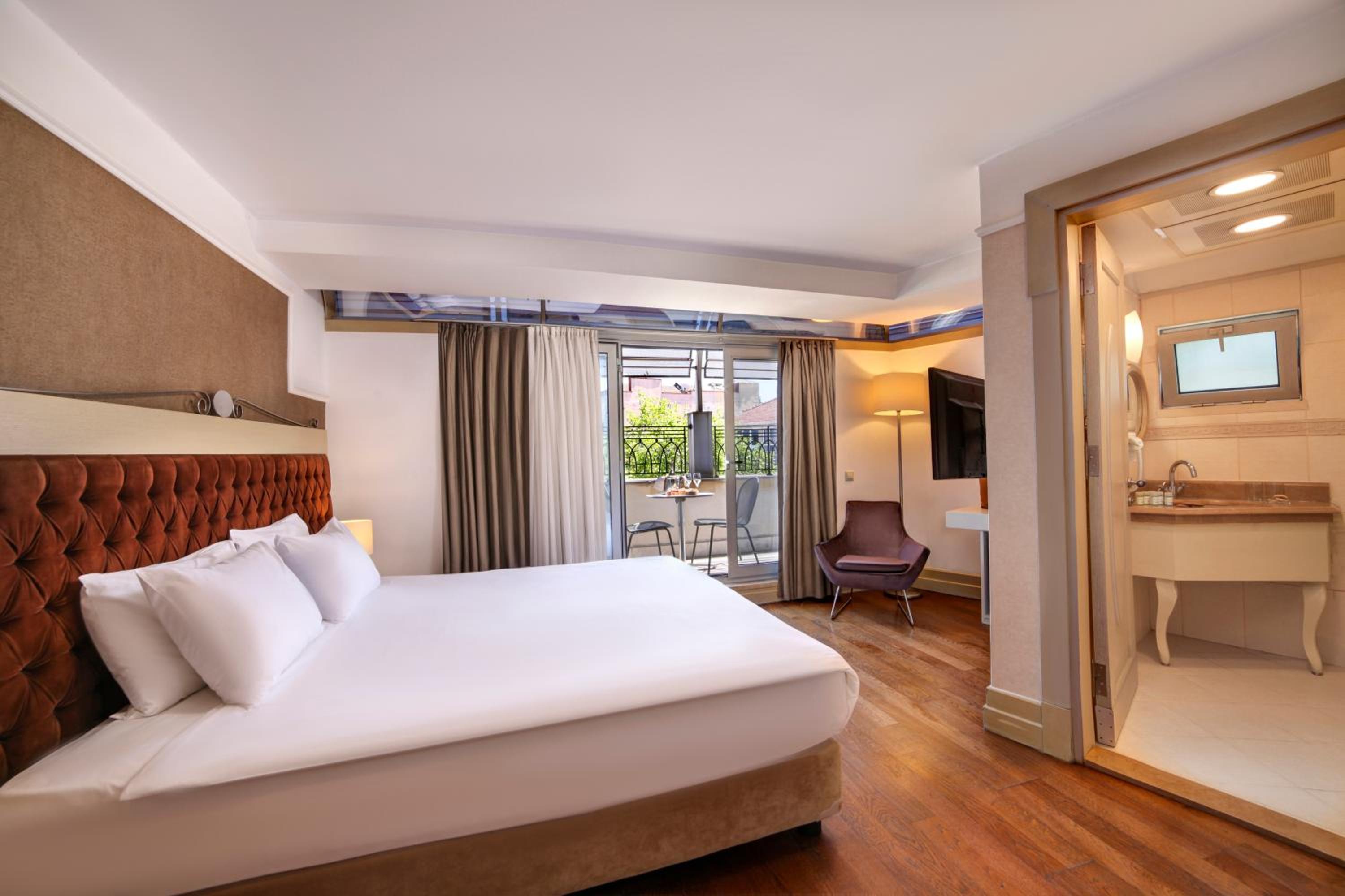 Double Room with Balcony