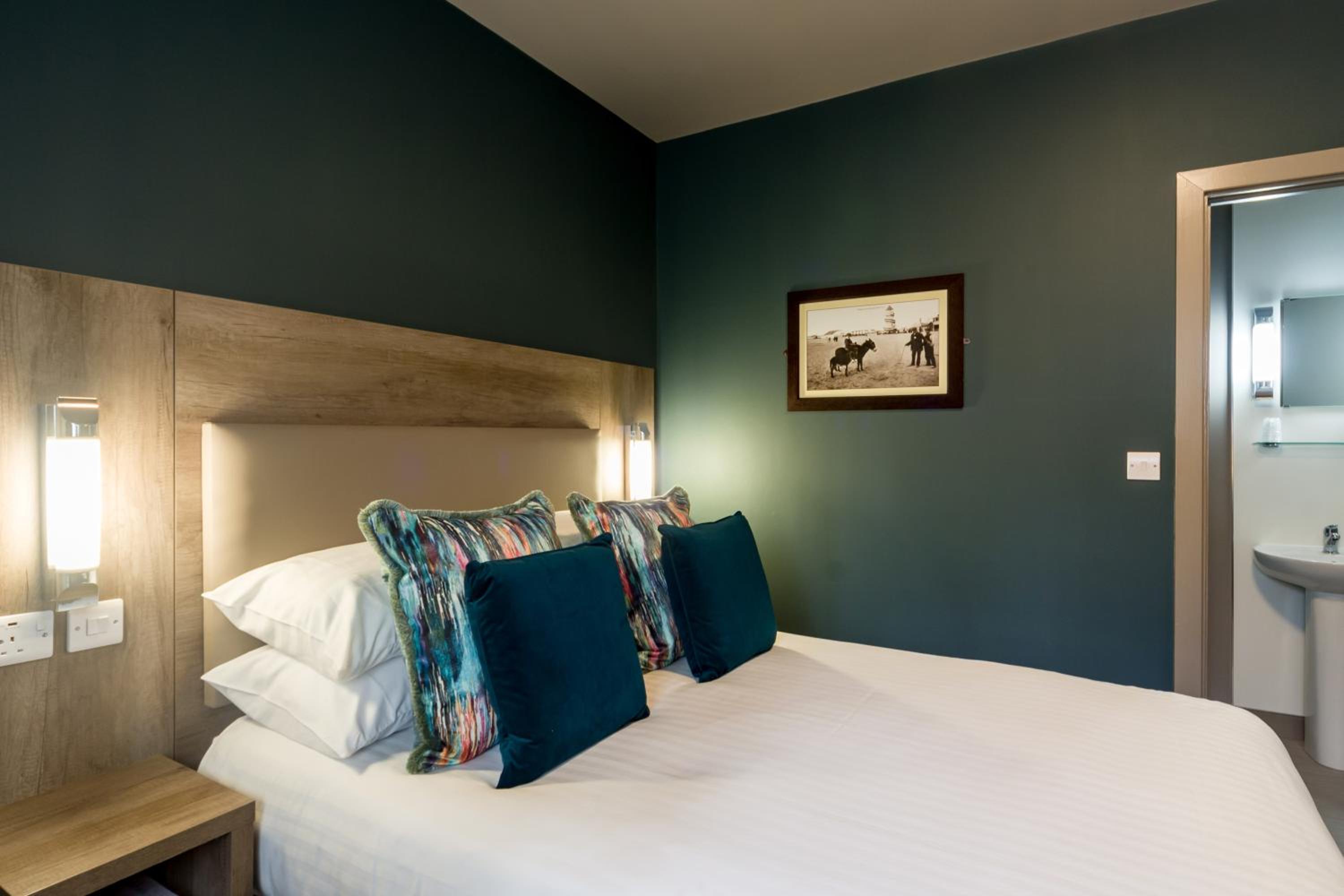Deluxe Double Room - Photo 1