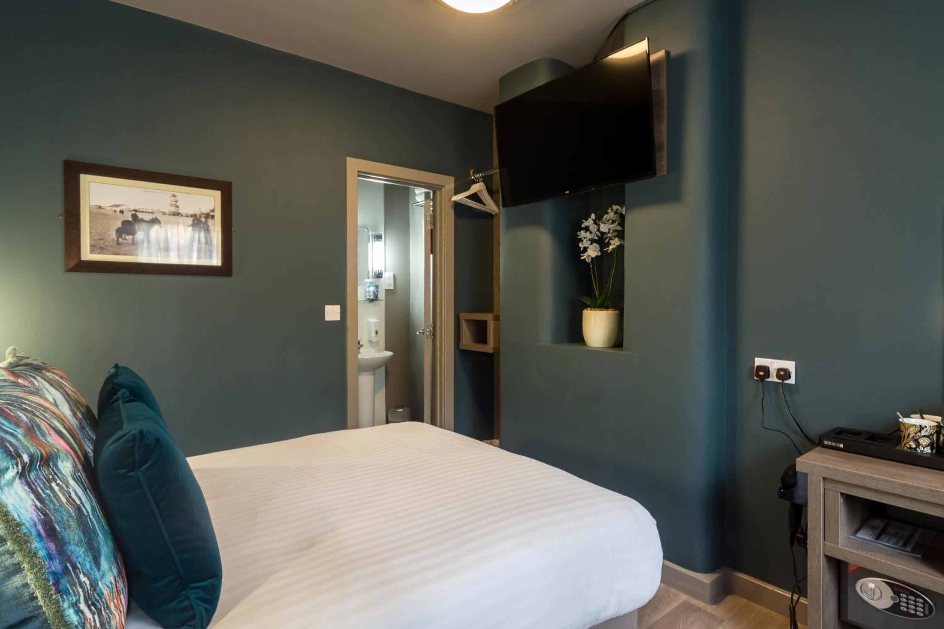 Deluxe Double Room - Photo 4