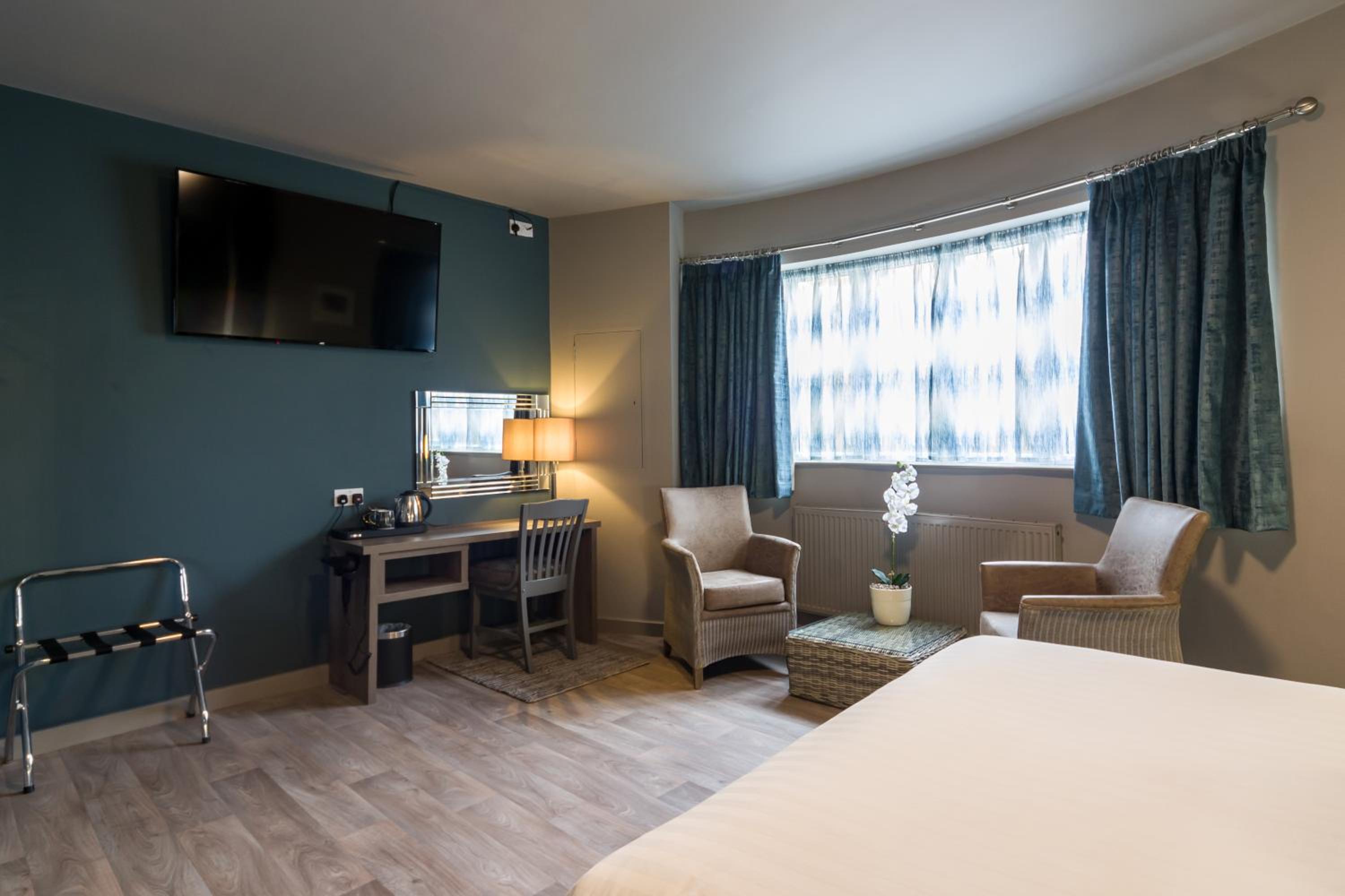 Premier King Room - Photo 4