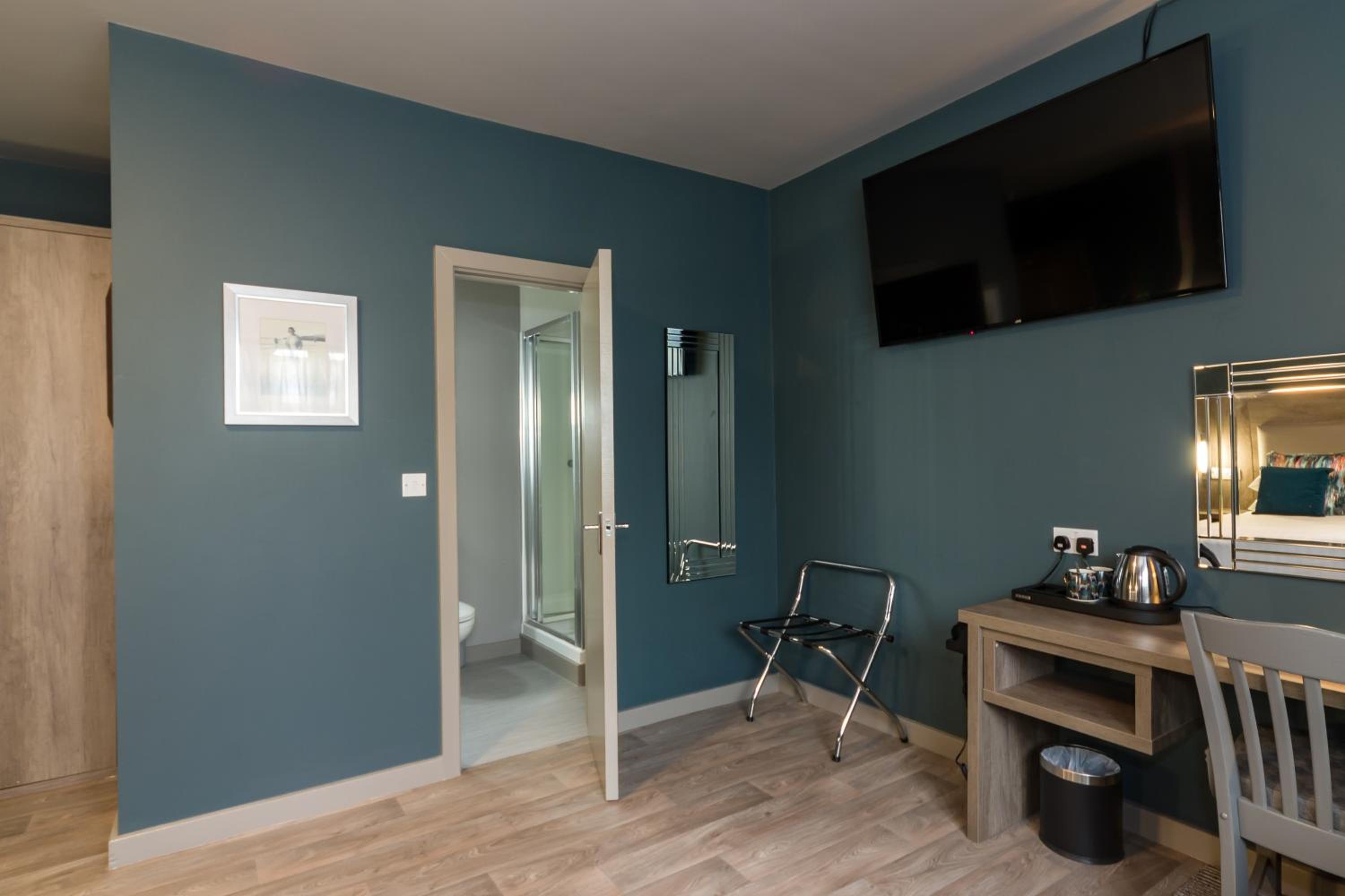 Premier King Room - Photo 3