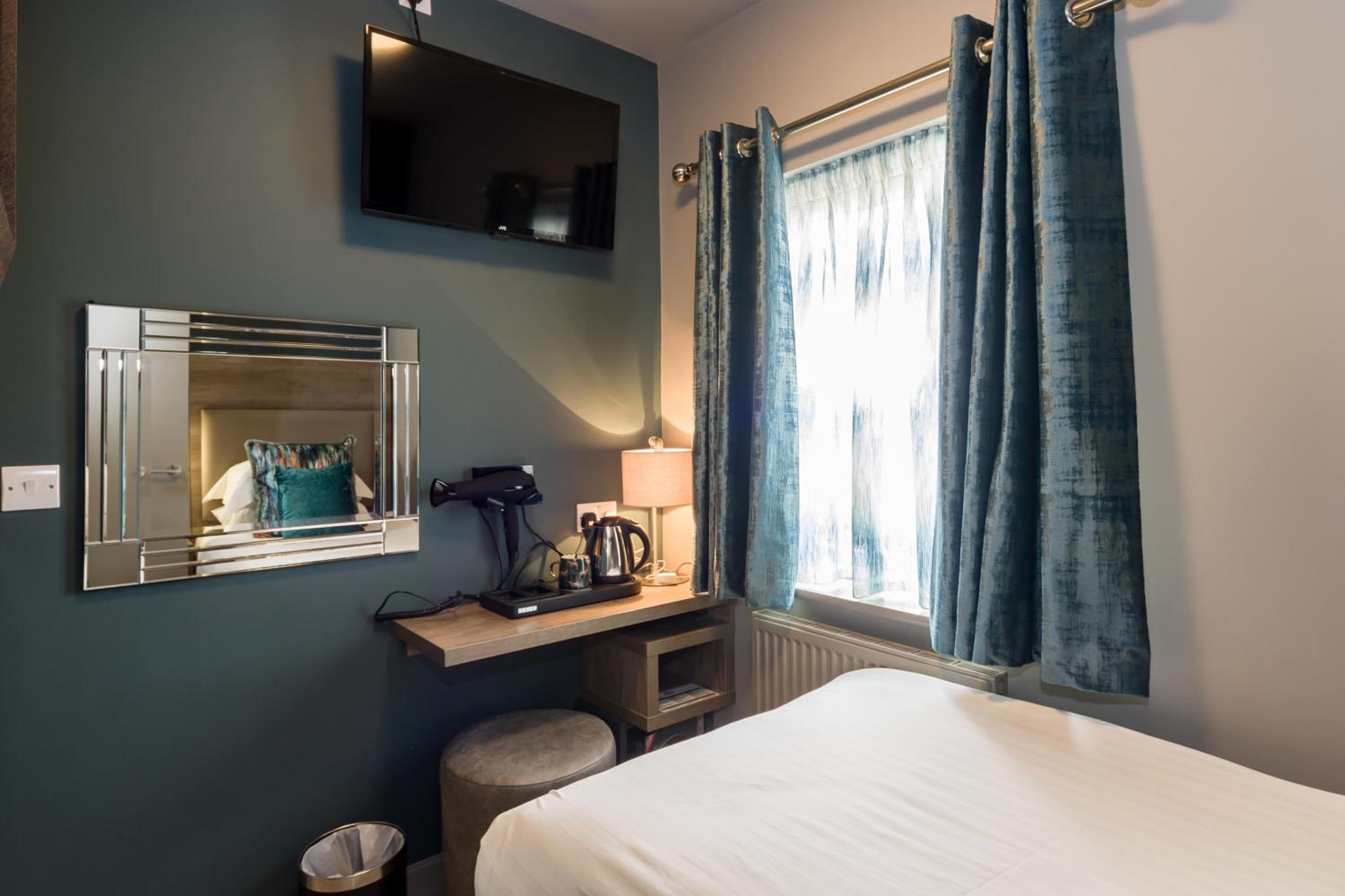 Superior Single Room photo 3