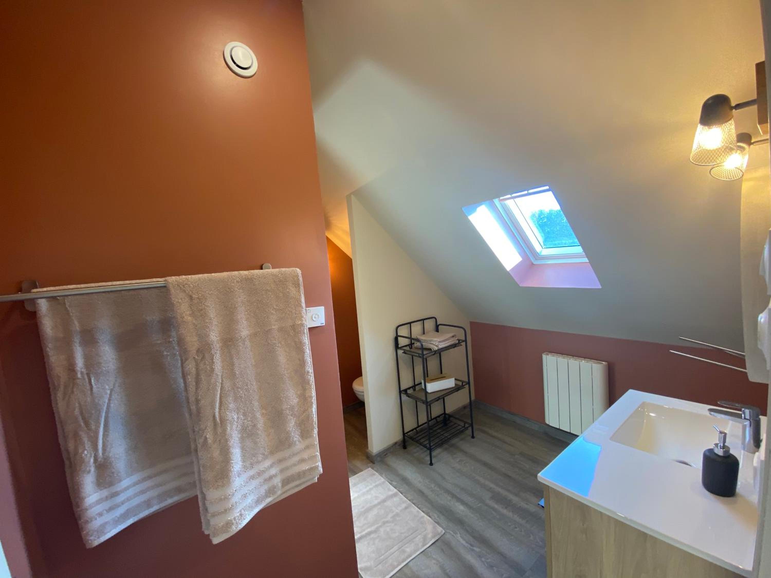 King Room with Pool View - Photo 2
