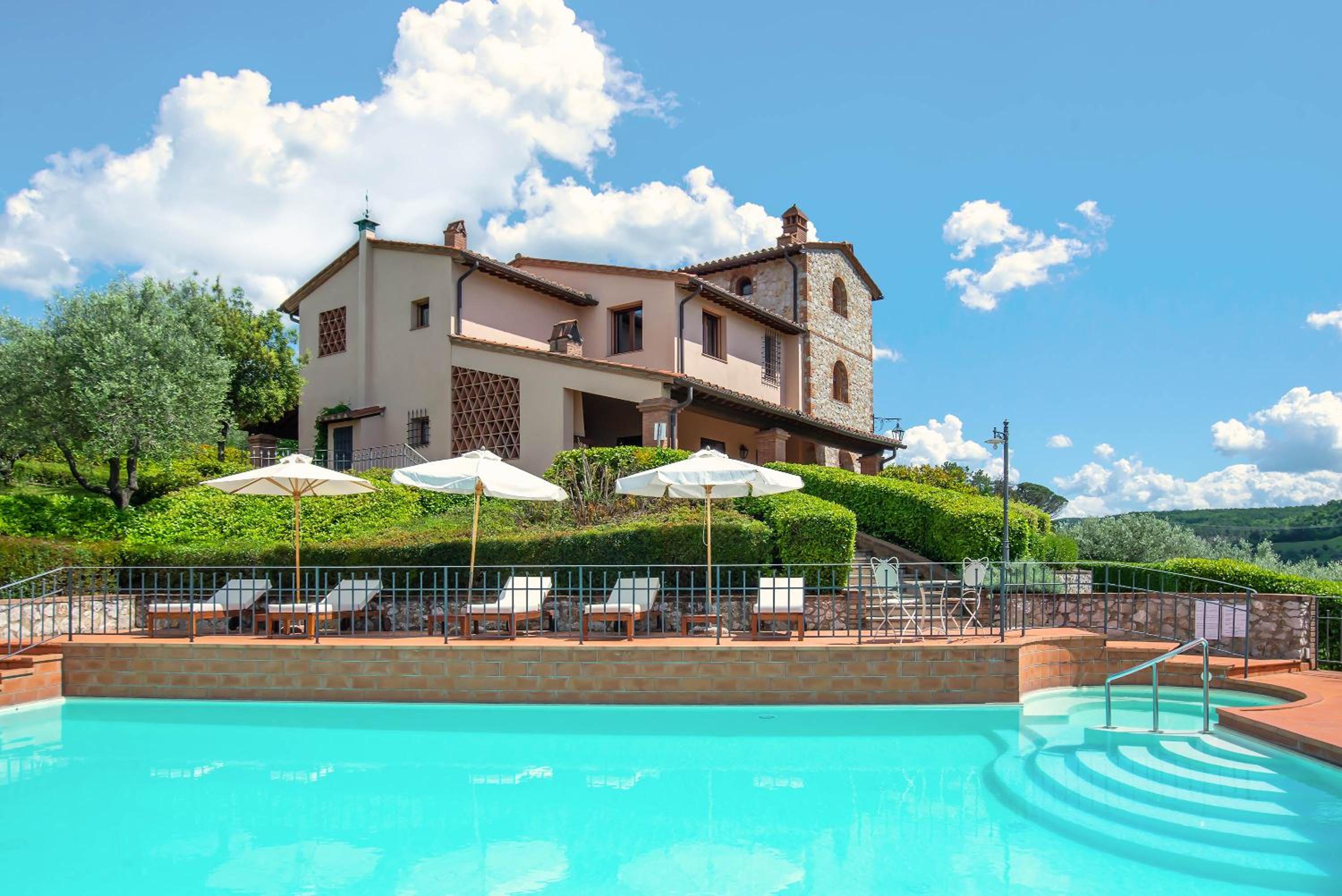 Villa with Private Pool photo 2