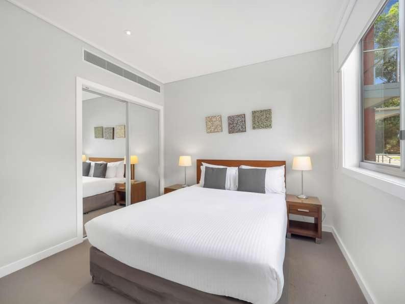 Two-Bedroom Apartment - Photo 13