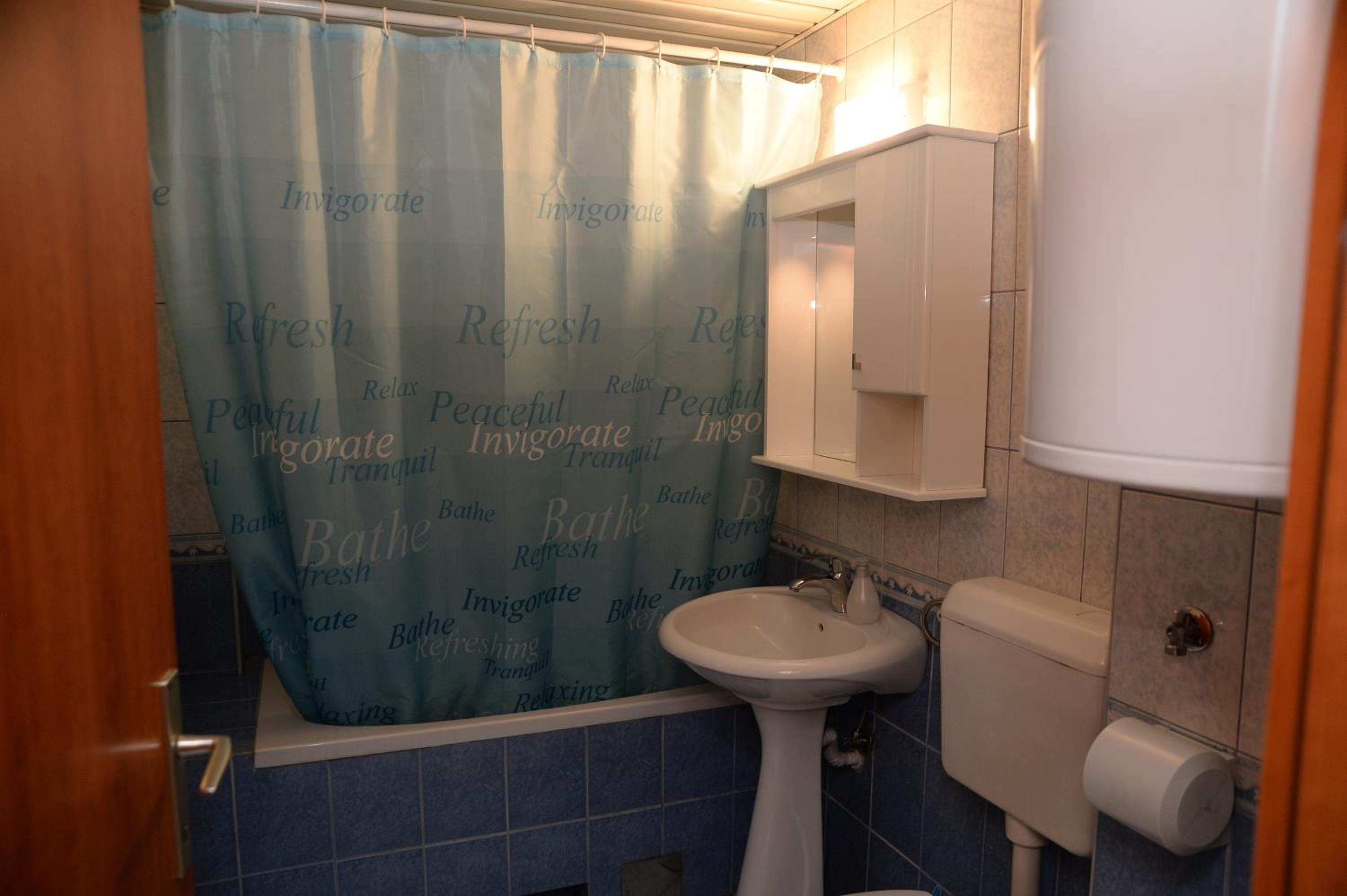 Superior Studio Apartment 2 - Marks Engels Str. - Photo 9