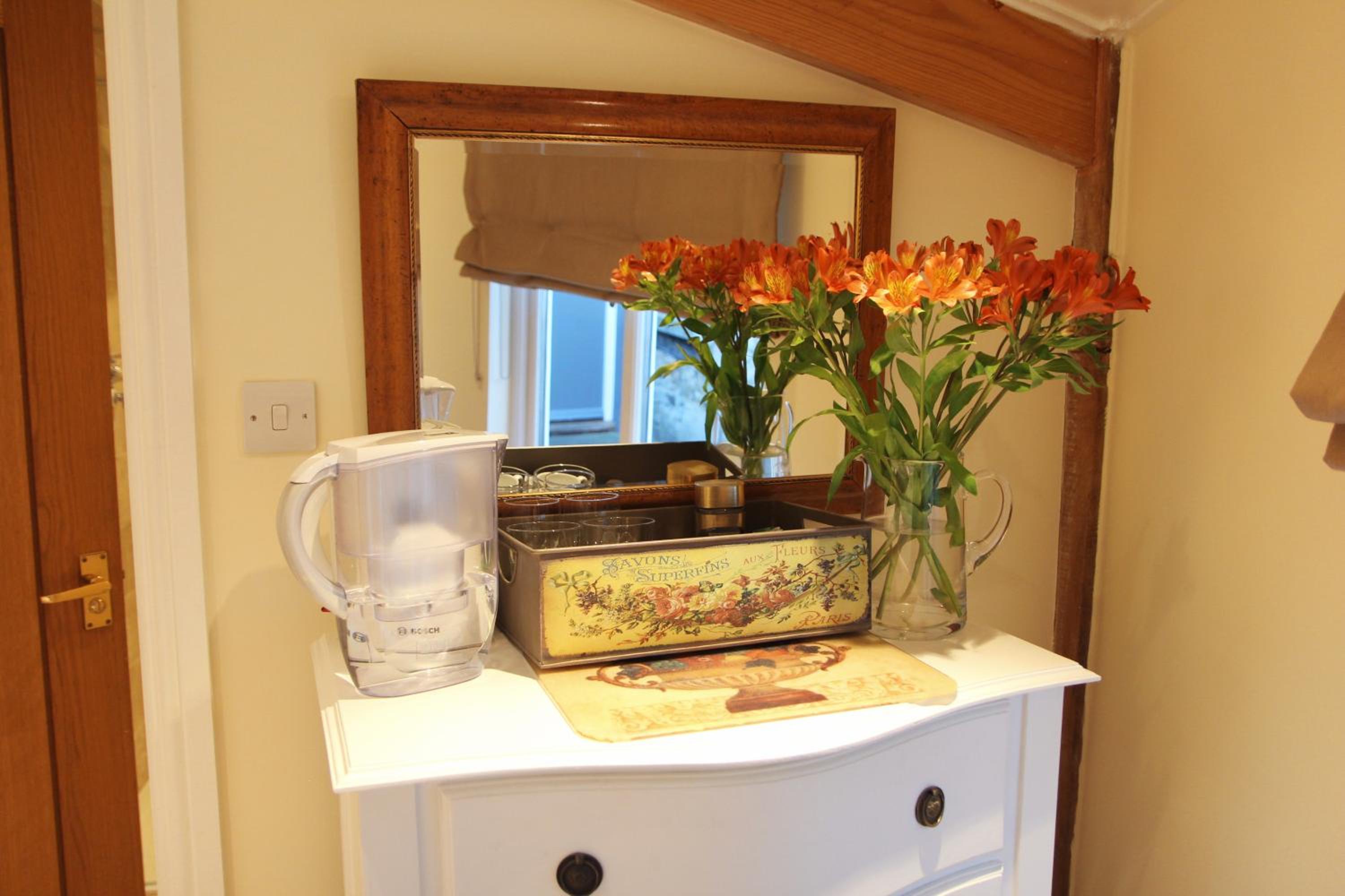 Deluxe Double Room with Bath photo 2