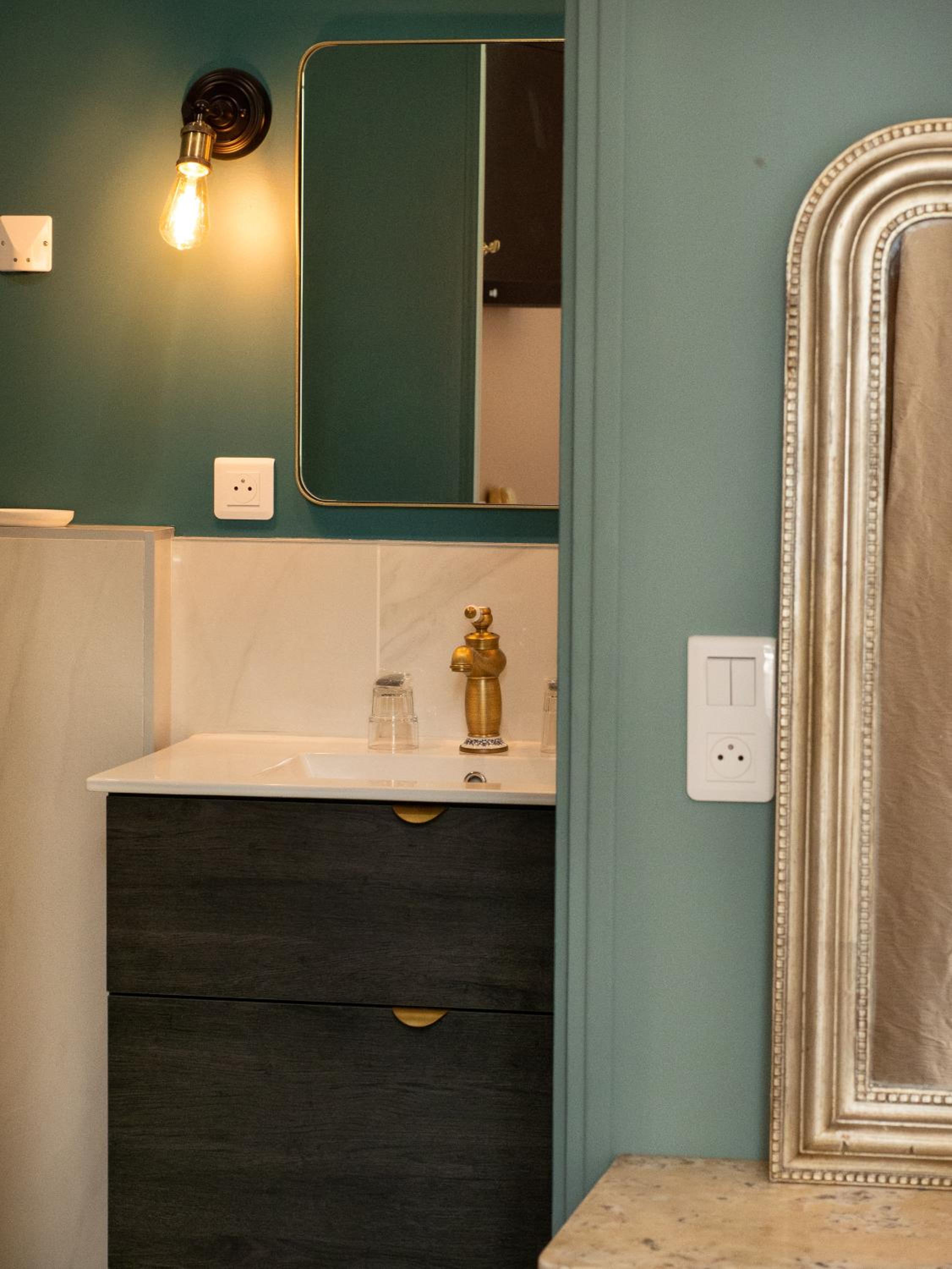Superior Double Room - Photo 11