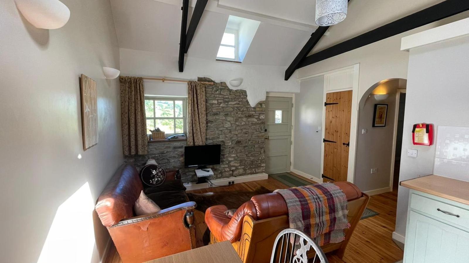 Two-Bedroom Cottage photo 1
