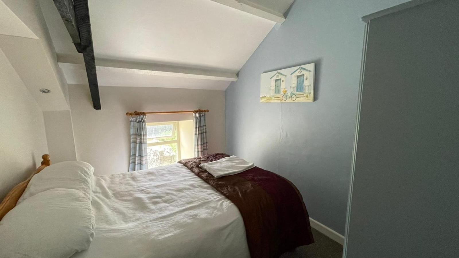 Two-Bedroom Cottage photo 3
