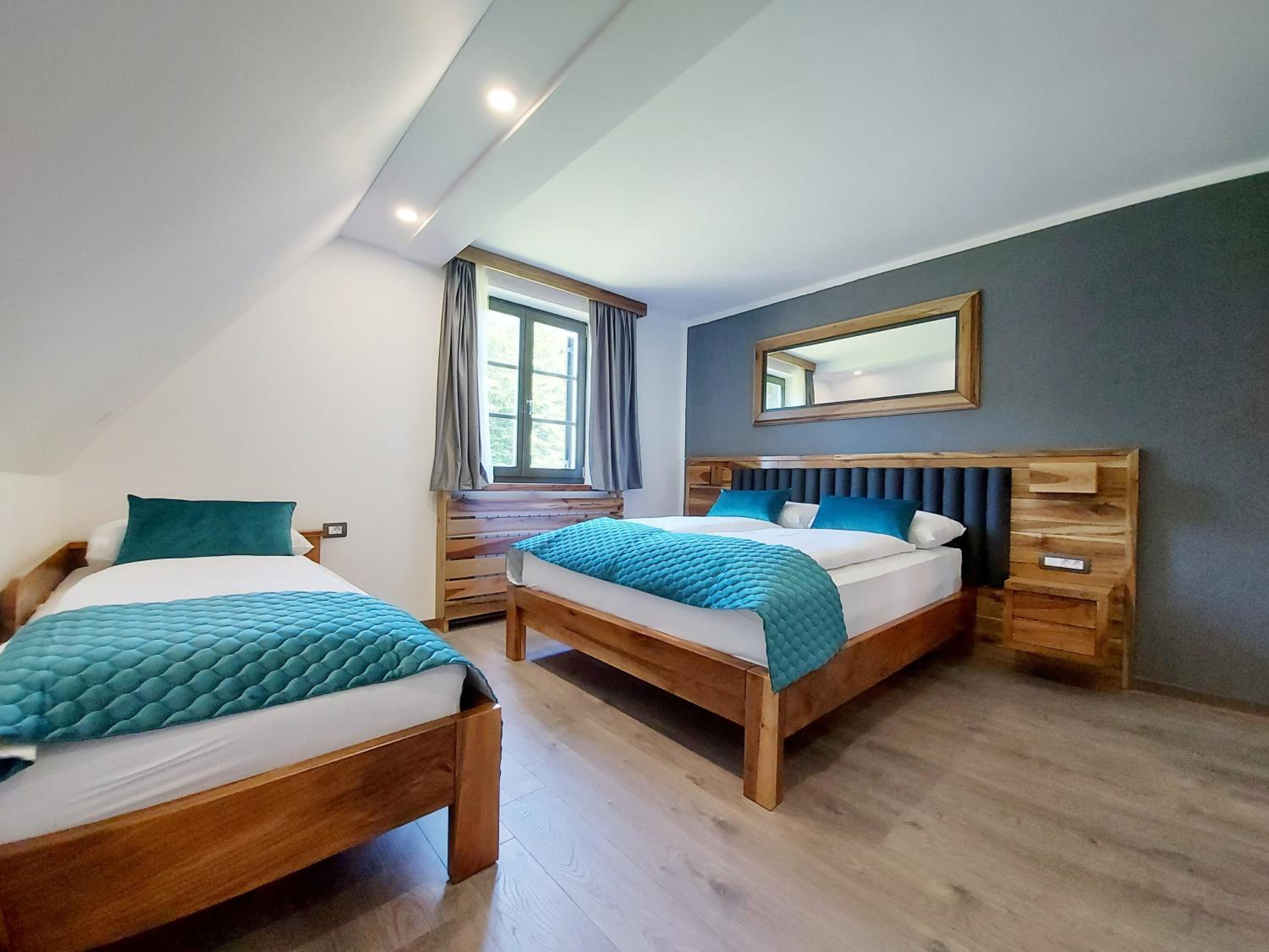 Deluxe Triple Room - Photo 4