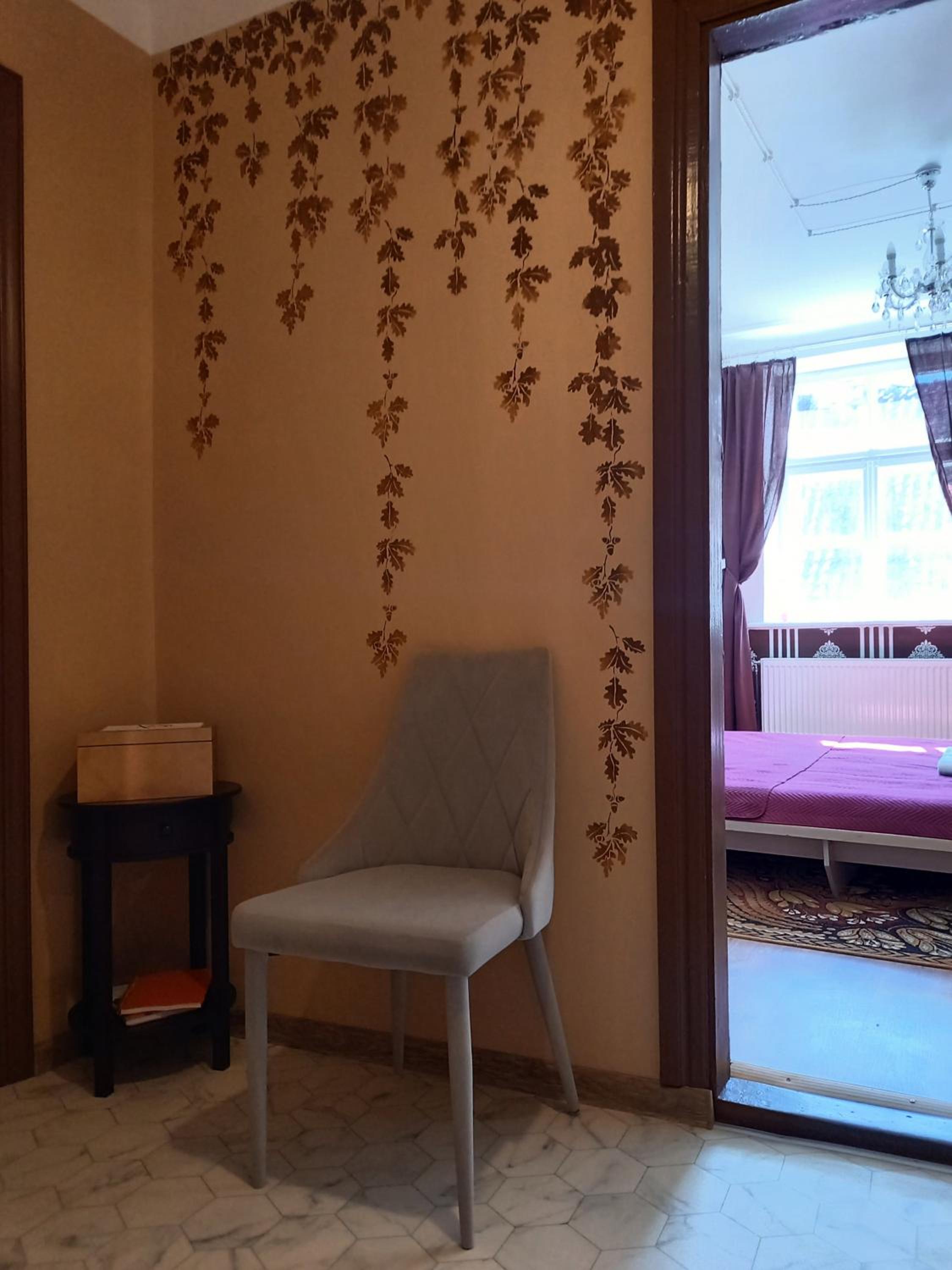 One-Bedroom Apartment - Photo 9